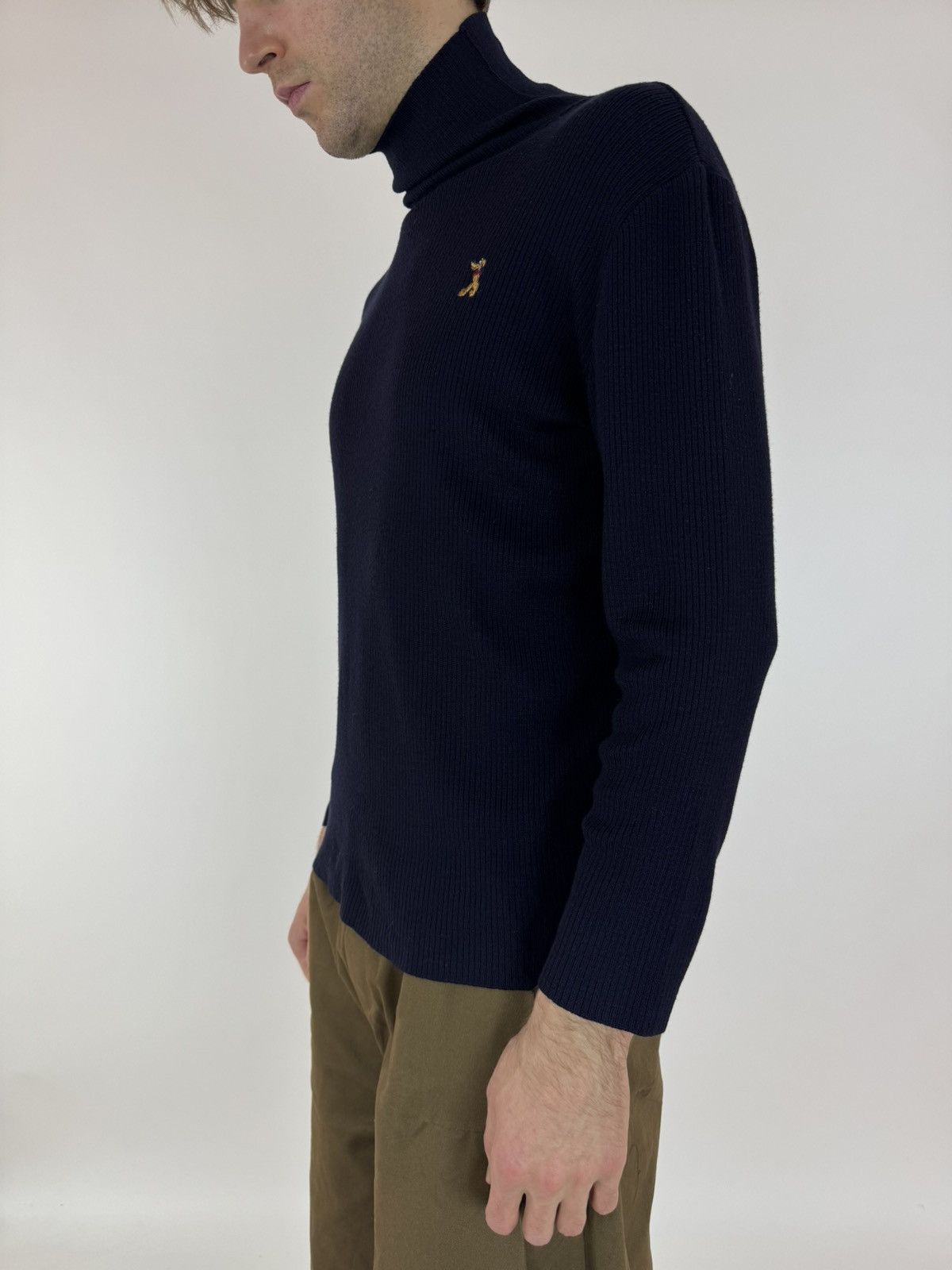 Disney × Vintage Donaldson Vintage Disney Turtleneck Sweater Super Rare Mens Size US L / EU 52-54 / 3 - 2 Thumbnail