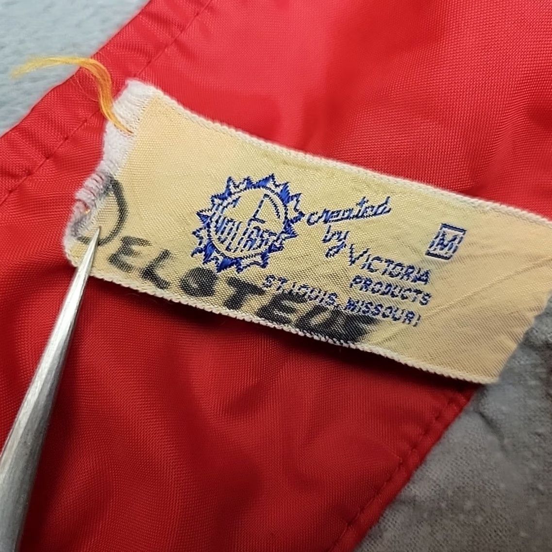 Coach VINTAGE Cobra Jacket Men M Red Windbreaker CB Snake Logo Retro 80s 90s Coach USA Jacket Mens Red Wind-Resistant Snaps USA Size US M / EU 48-50 / 2 - 5 Thumbnail