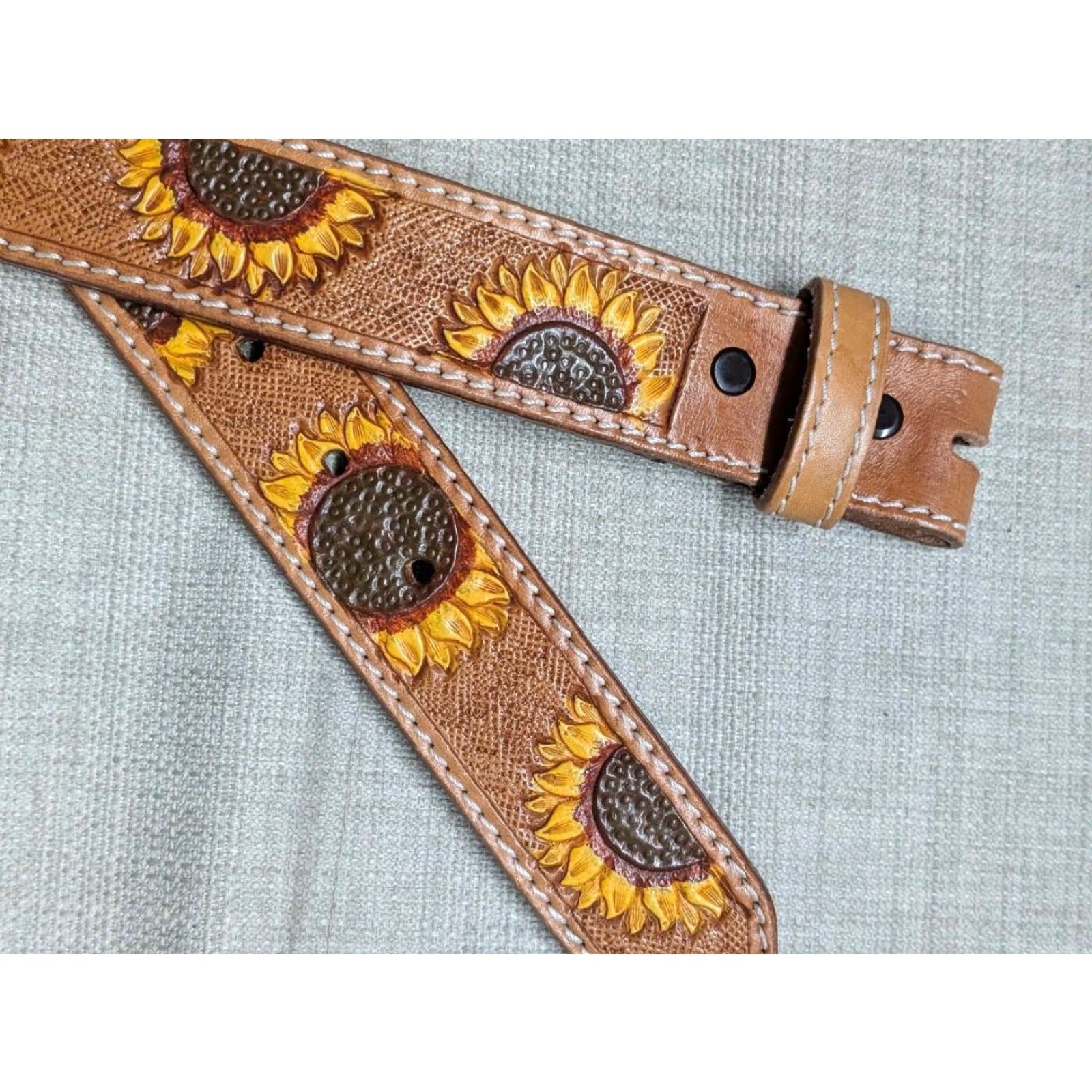 Vintage VINTAGE KO Trading Western Belt Sunflower Cowhide Leather 30 Brown Floral 1-1/2" Belt Men's Vintage Western Belt 30 Brown Sunflower KO Trading Mens Size 30 - 2 Thumbnail