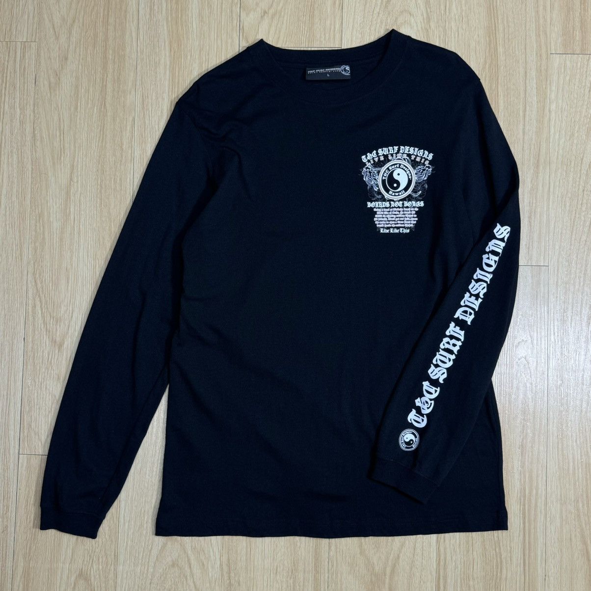 Vintage T&C surfing spell out Tee Size US L / EU 52-54 / 3 - 2 Thumbnail