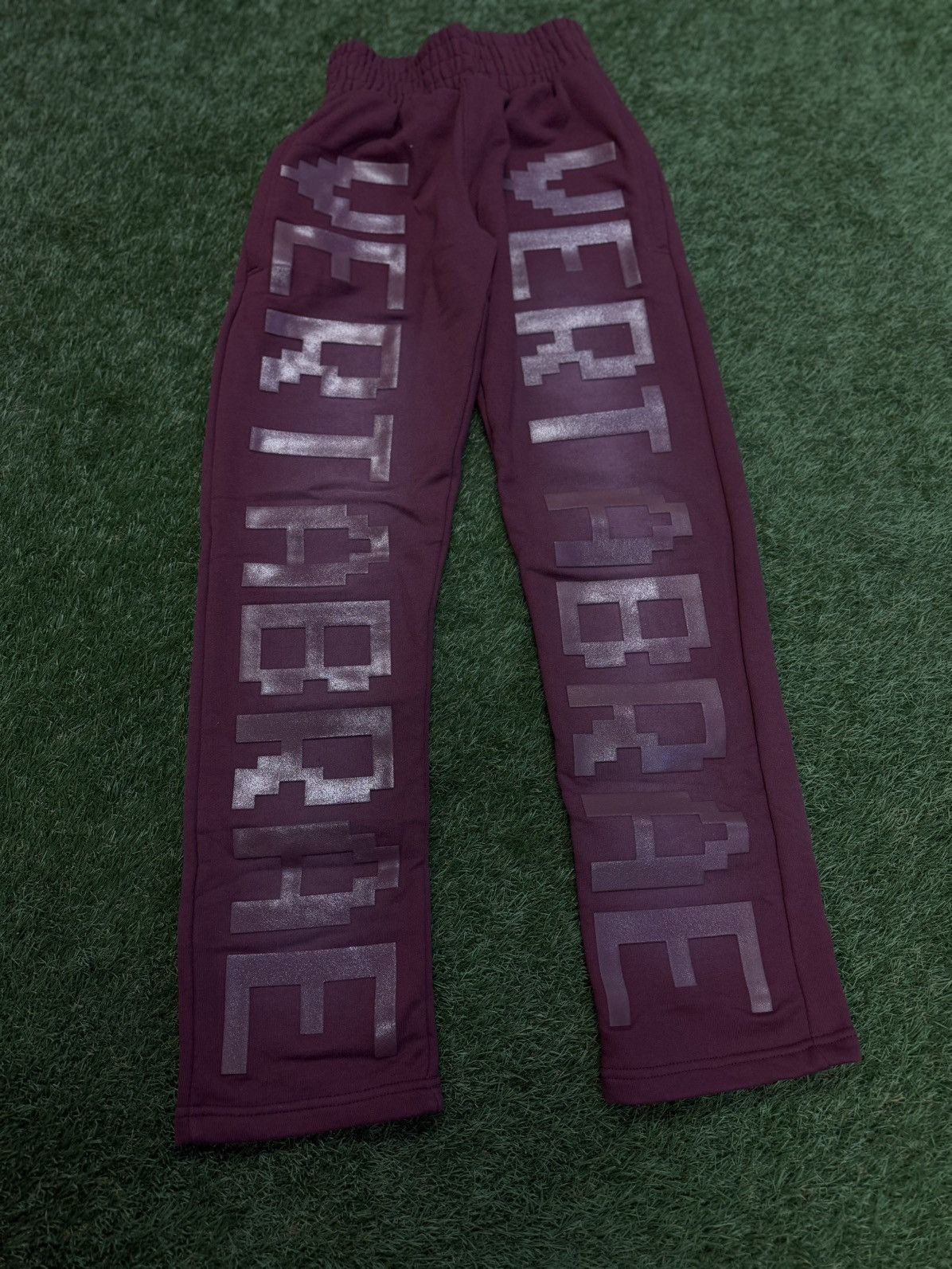 Vertabrae Vertabrae Sweatpants Burgundy Size Small (NEW) Size US 30 / EU 46 - 1 Thumbnail
