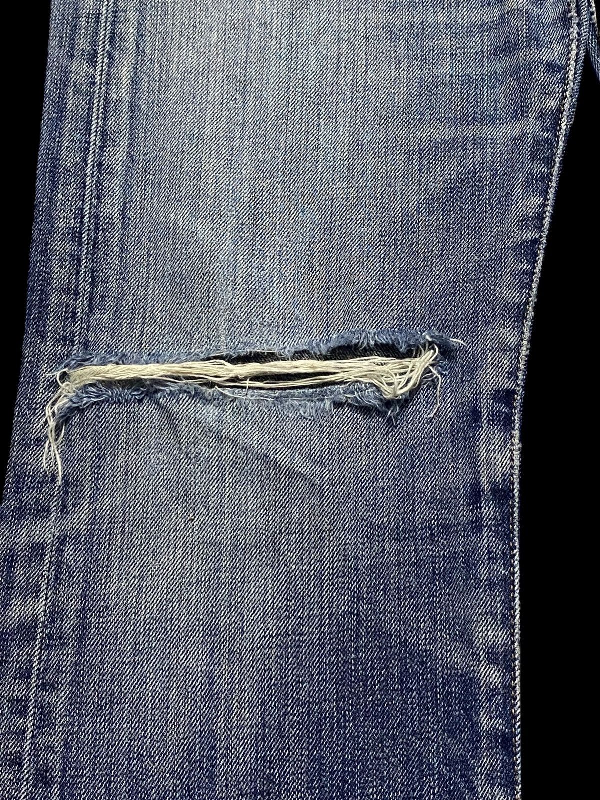 Levi's Levis 501 Blue Wash Distressed Slim Jeans Size US 31 - 9 Thumbnail