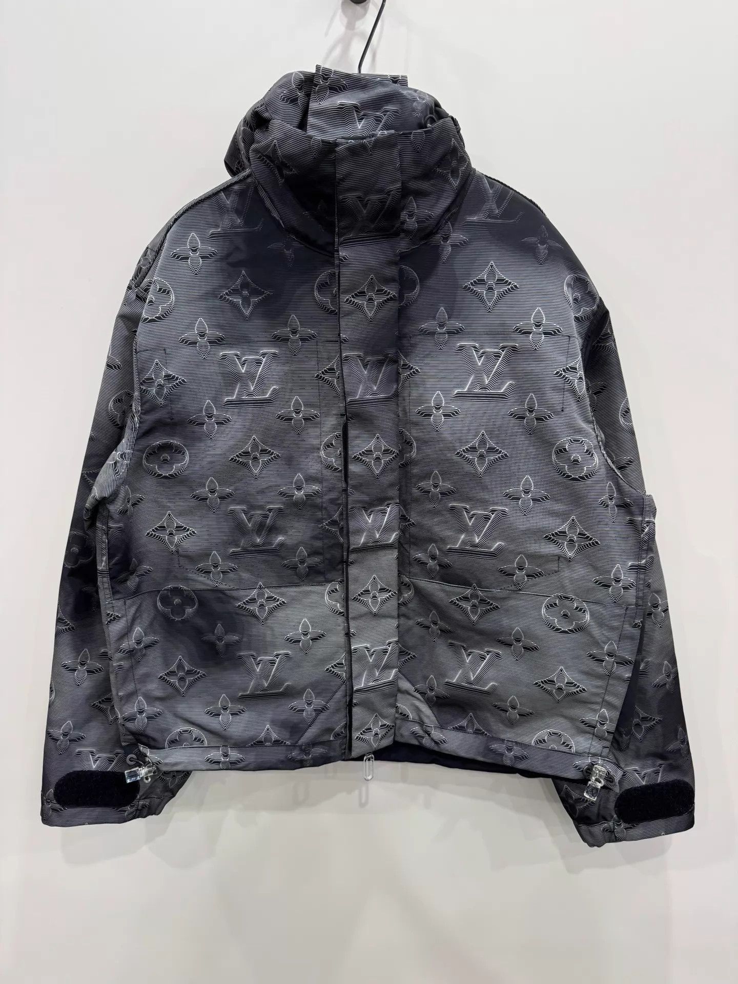 Louis Vuitton Black Patterned Zip-Up Jacket Size S Size US S / EU 44-46 / 1 - 1 Thumbnail