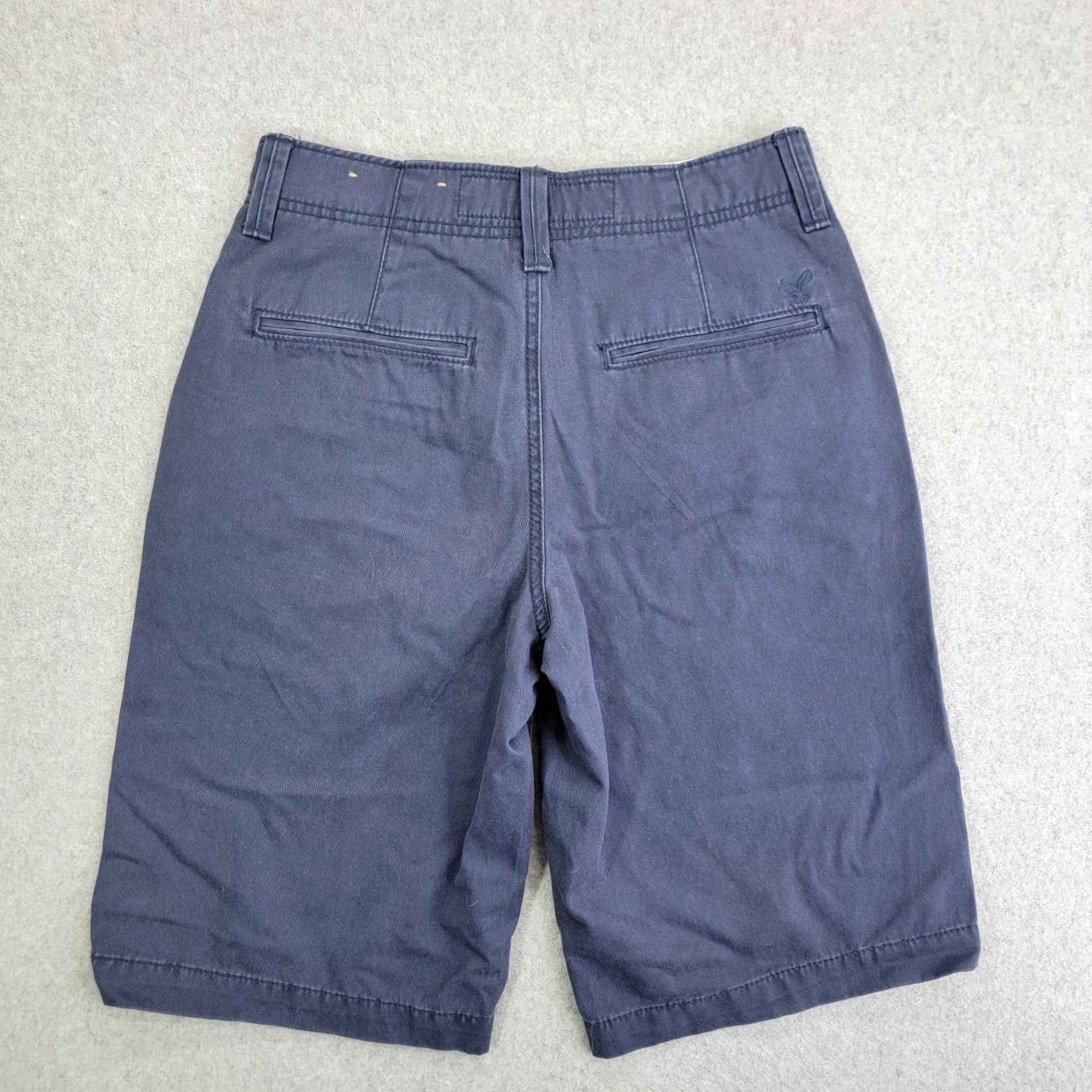 American Eagle Outfitters VINTAGE American Eagle Longboard Shorts Mens 26 navy Y2K chino Size US 26 / EU 42 - 5 Thumbnail