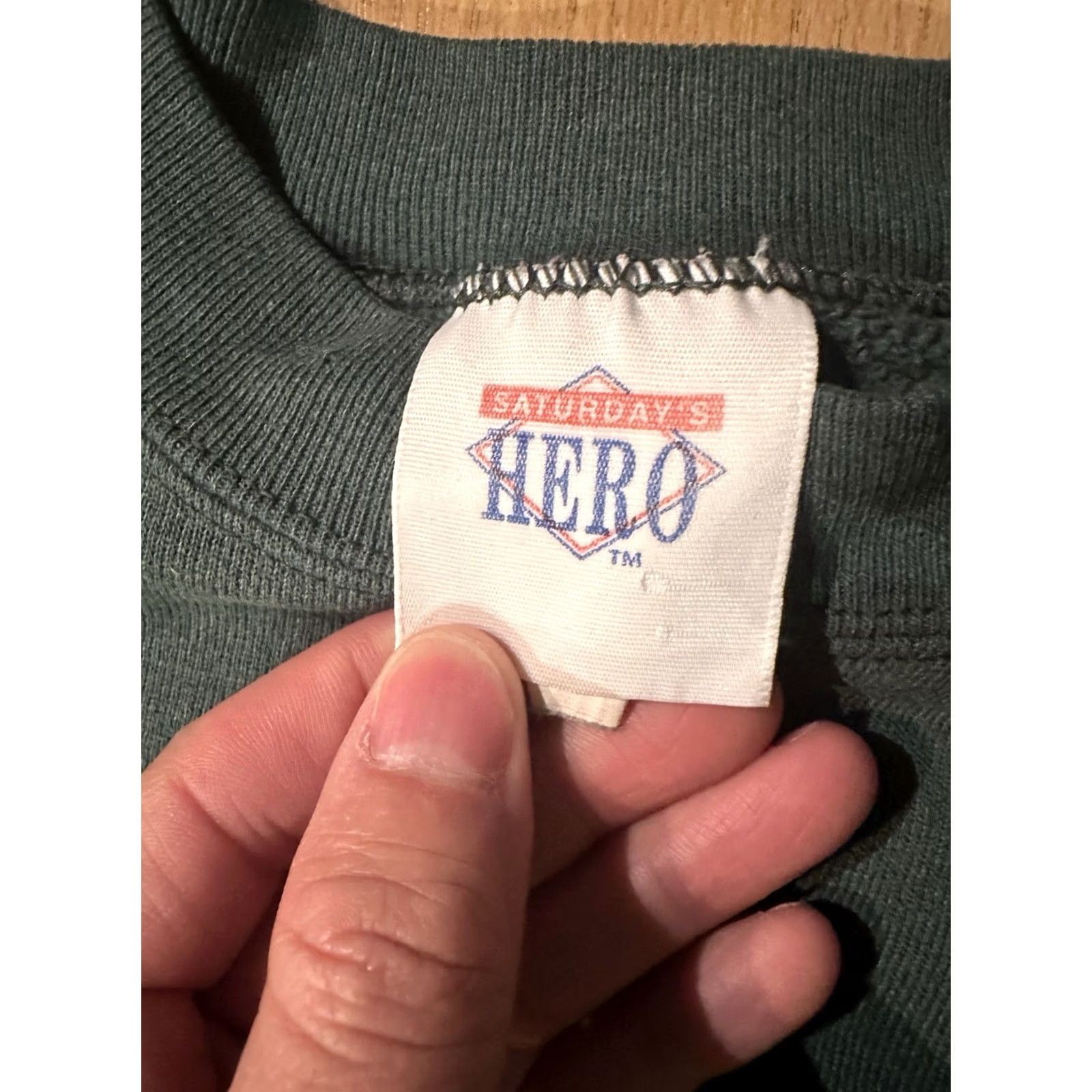 Vintage VINTAGE Saturdays HERO Sweatshirt Pullover Crew Neck Green 90s Front & Back Graphic L Men Size US L / EU 52-54 / 3 - 6 Thumbnail