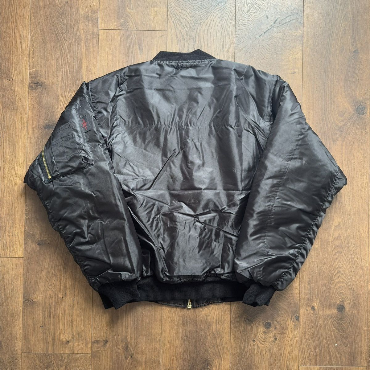 Kim Krueger ボンバージャケット s-l1200.jpg