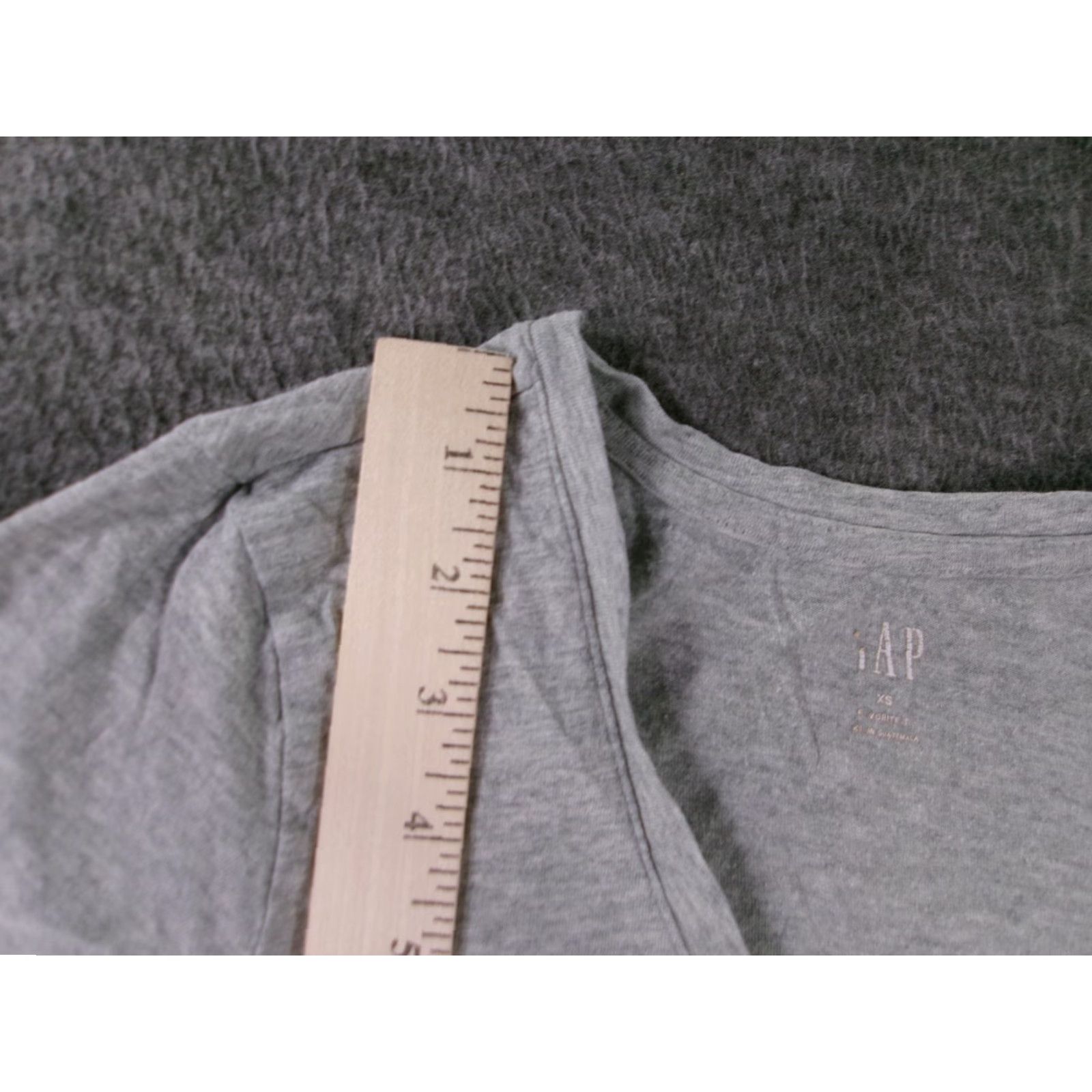 Gap Gap Women's Shirt Adult XS Gray V-Neck Lightweight Cotton-Blend Basic Tee Size XS / US 0-2 / IT 36-38 - 4 Thumbnail