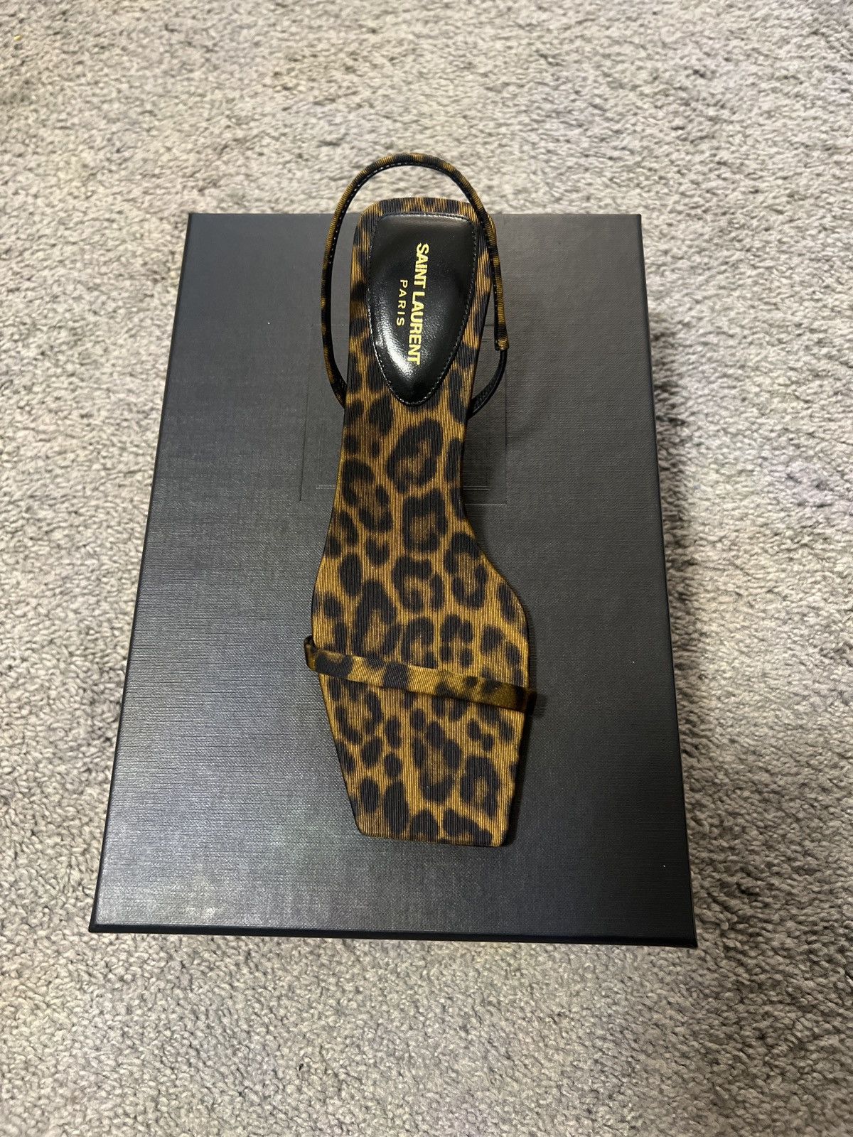 Yves Saint Laurent Leopard print open toe Slingback heel Size US 6.5 / IT 36.5 - 5 Thumbnail