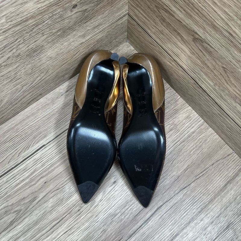 Louis Vuitton Louis Vuitton Classic Pointed Toe Heels Size US 7 / IT 37 - 6 Thumbnail