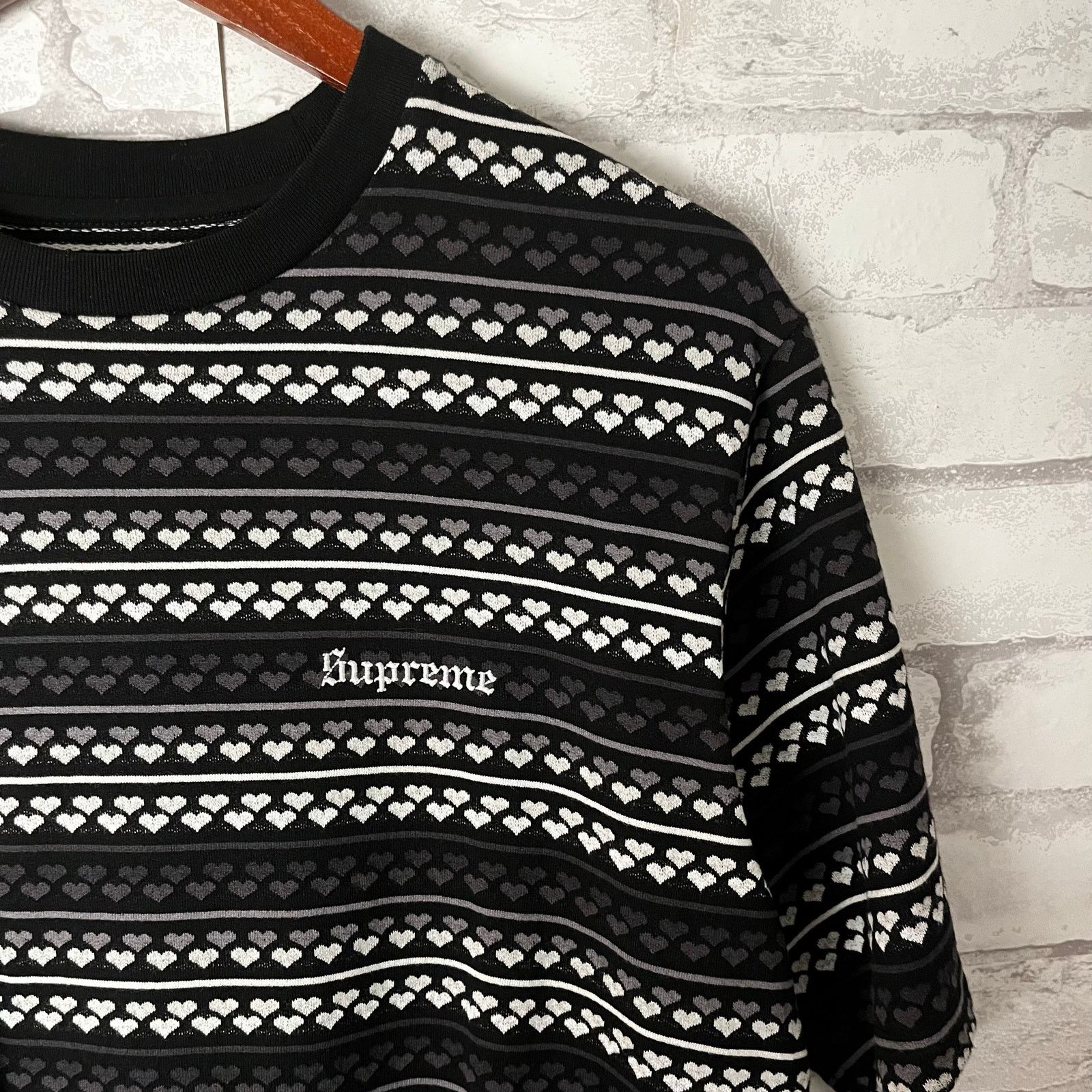 Supreme Supreme Hearts Jacquard S/S Top Size US S / EU 44-46 / 1 - 3 Thumbnail