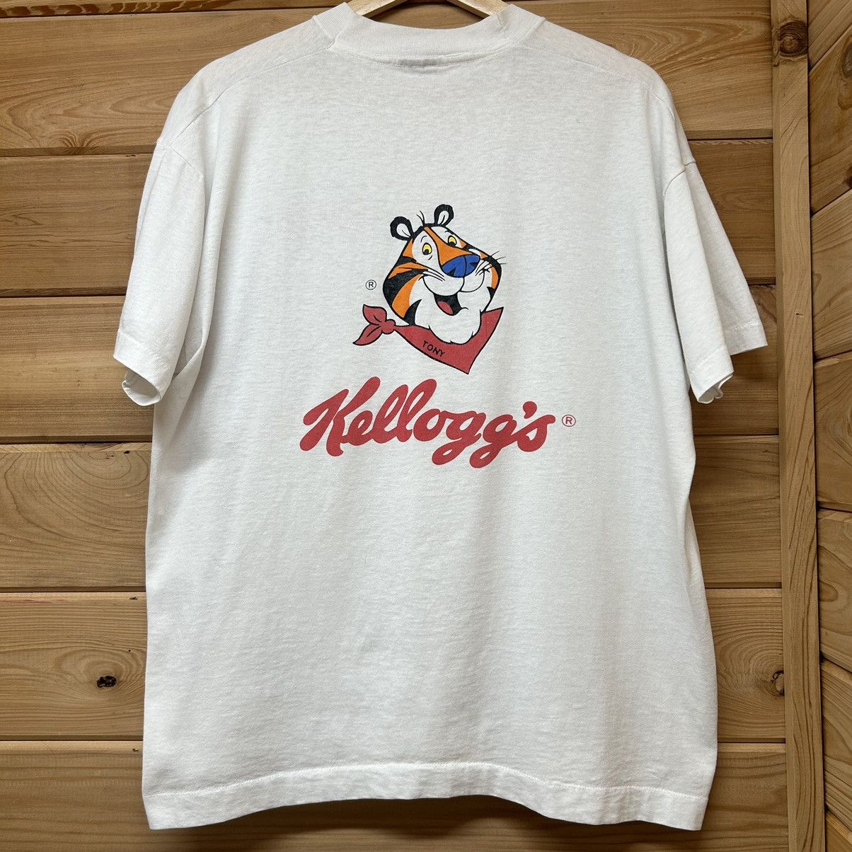 Vintage Vintage 90s Kellogg's Tony The Tiger Mascot Graphic T Shirt Size US L / EU 52-54 / 3 - 1 Thumbnail