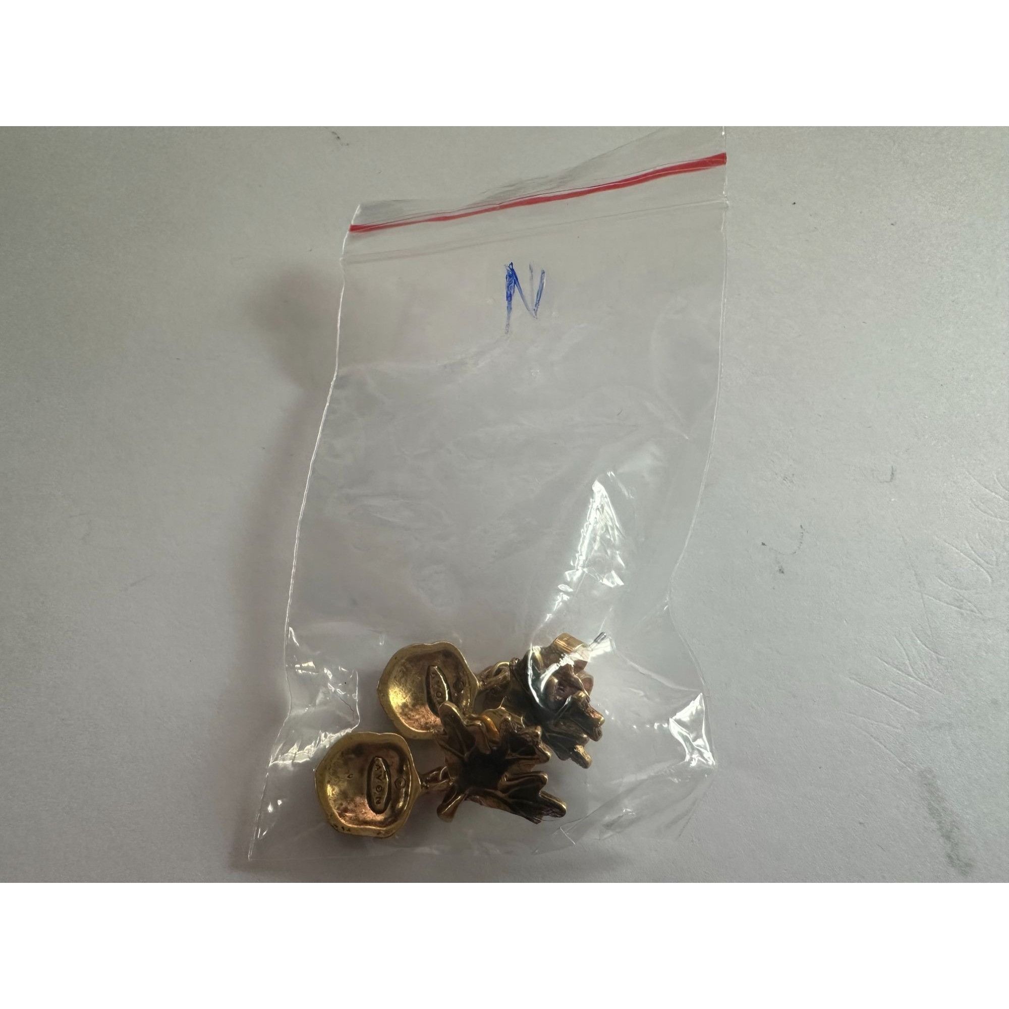 Other Vintage AVON Acorn and Leaf Gold Tone Dangle Drop Earrings Size ONE SIZE - 14 Thumbnail