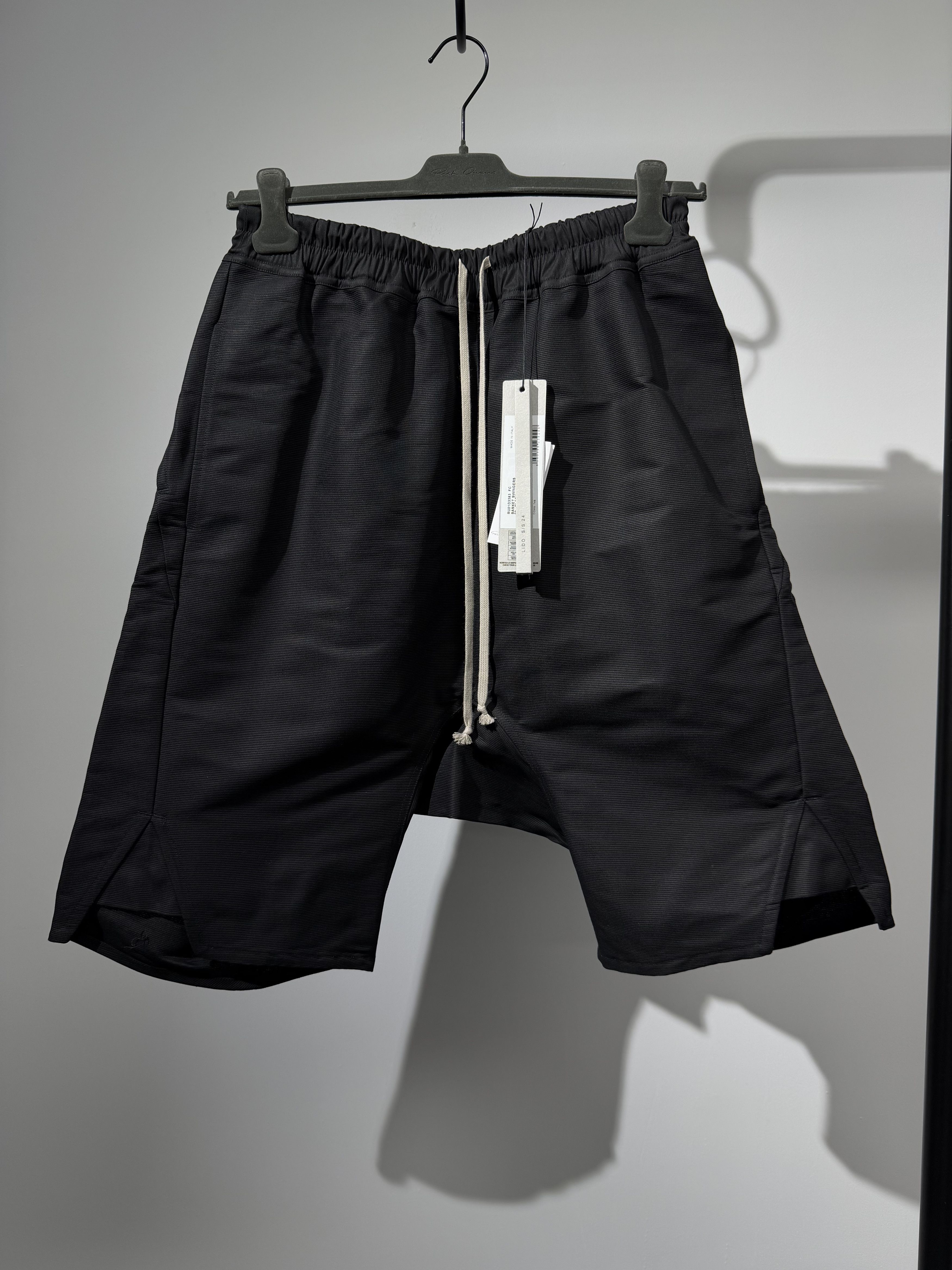 Rick Owens Rick Owens DRKSHDW "Lido" Shorts / Boxers (S/S 24) Size US 34 / EU 50 - 1 Thumbnail