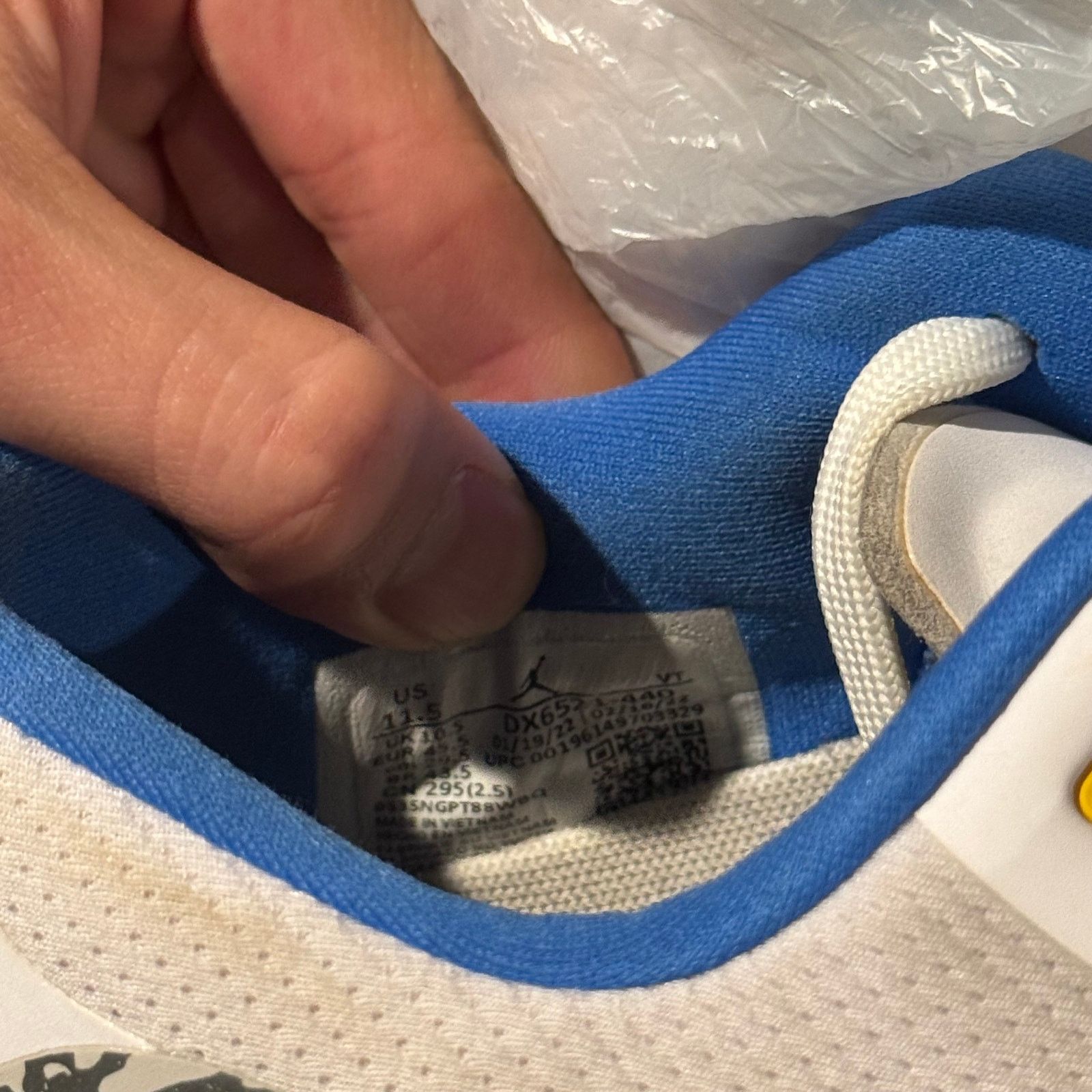 Jordan Brand × Nike Nike Air Jordan Zoom Tenacity 88 UCLA PE Size US 11.5 / EU 44-45 - 8 Thumbnail