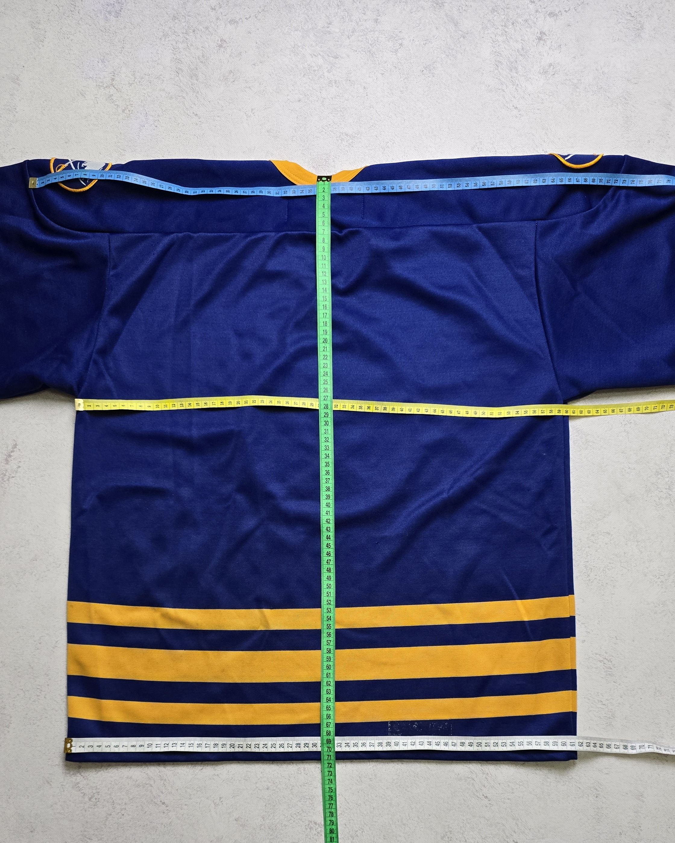 Ccm Vintage 90s NHL Buffalo Sabres CCM Blue Jersey Retro Logo Size US L / EU 52-54 / 3 - 5 Thumbnail
