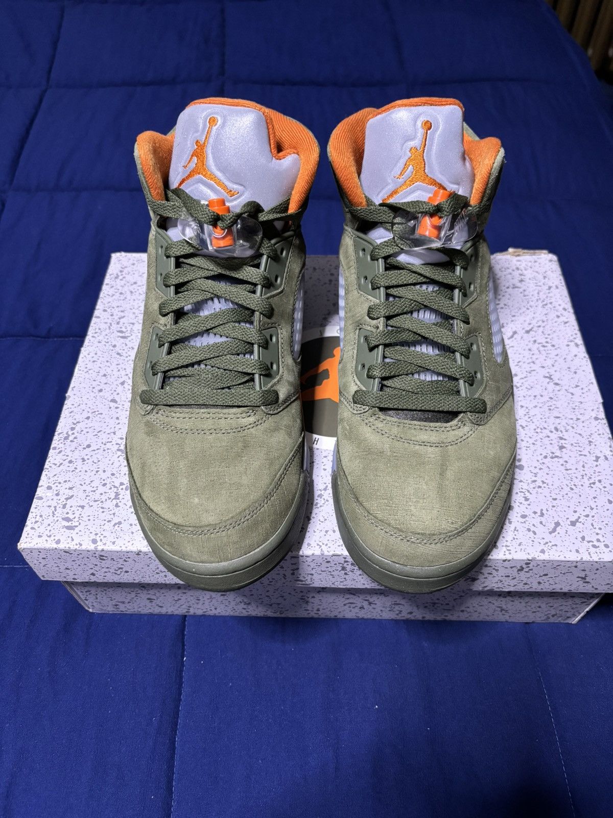 Jordan Brand Air Jordan 5 Retro 2024 Olive Size 9 Size US 9 / EU 42 - 2 Thumbnail