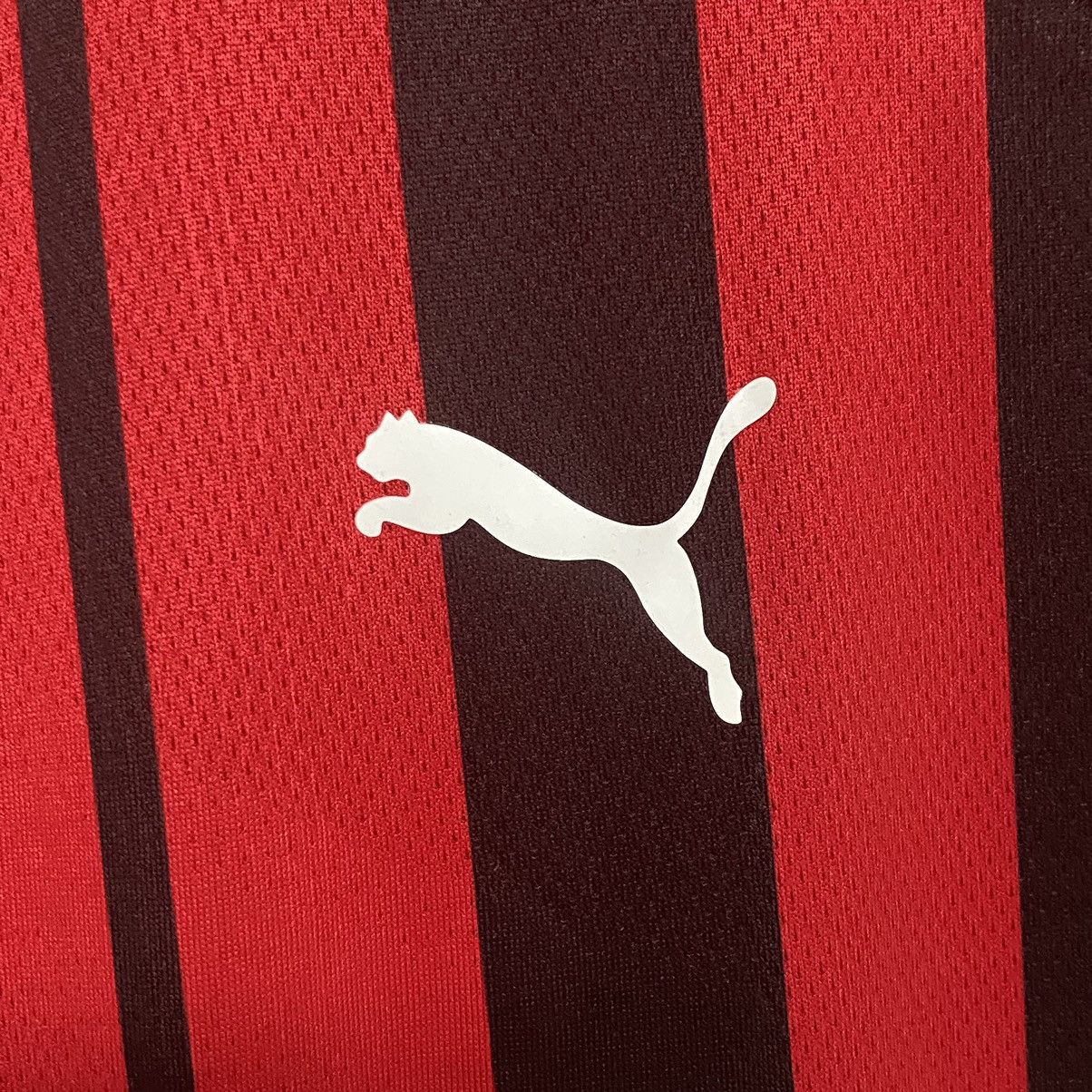Puma BNWT Player Issue AC Milan 21-22 Home Scudetto Soccer Jersey Size US XL / EU 56 / 4 - 10 Thumbnail