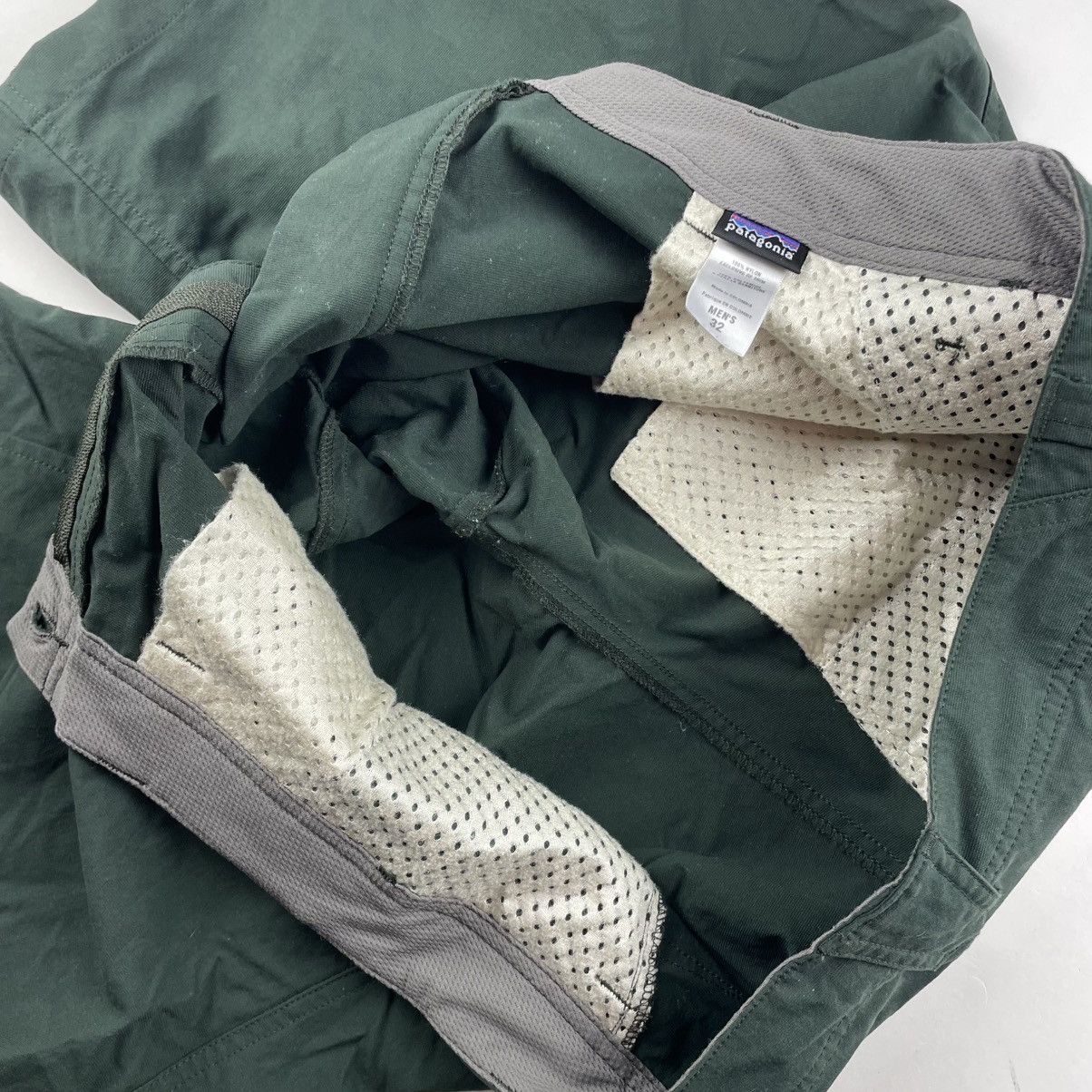 Patagonia Patagonia Shorts Cargo Outdoor Hiking Green 11” Inseam Y2K Size US 32 / EU 48 - 9 Thumbnail
