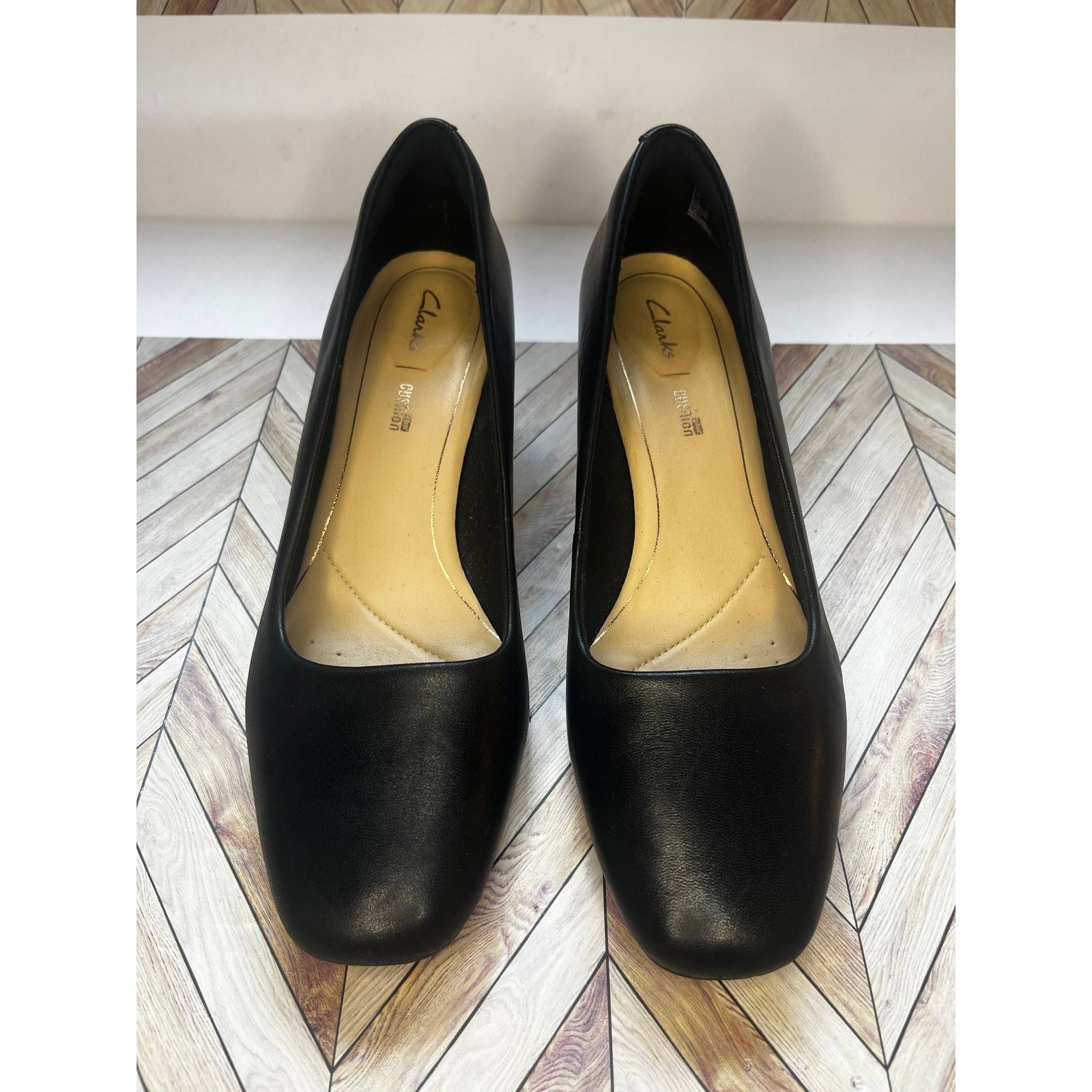 Clarks Clarks Classic Leather Block Heeled Pump Heels Black Sz 8 Size US 8 / IT 38 - 2 Thumbnail
