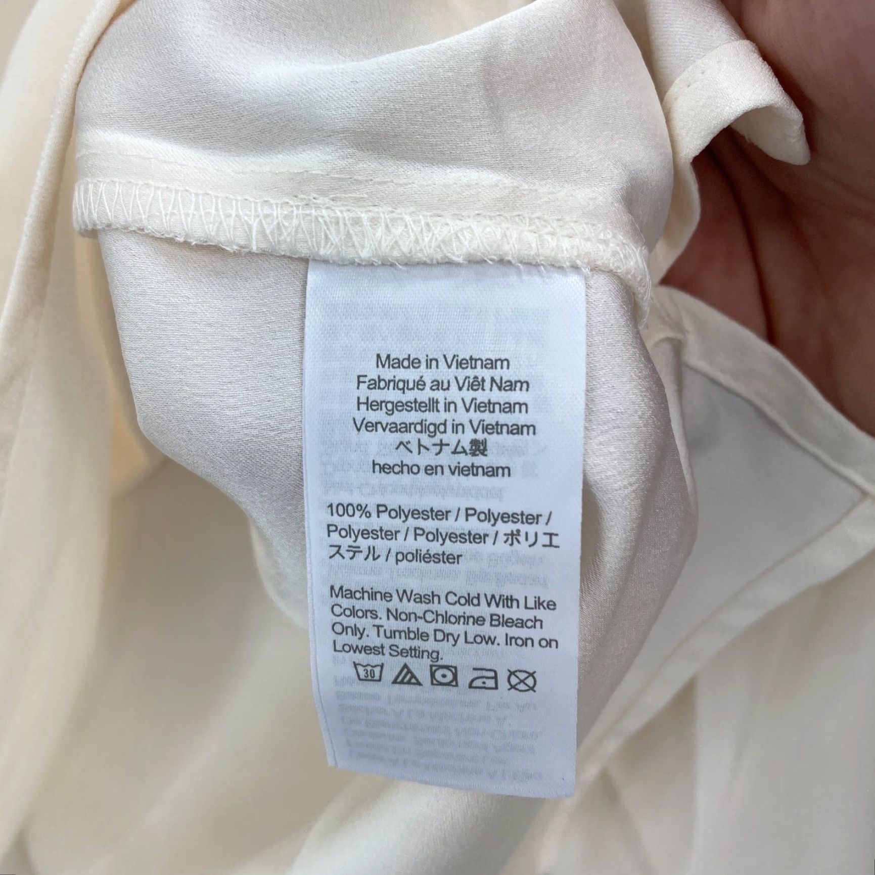 J.Crew **J.Crew Ivory Women's Petite Puff Sleeve Satin Crepe Top** User: J.Crew Ivory Women's Petite Puff Sleeve Satin Crepe Top Size M / US 6-8 / IT 42-44 - 7 Thumbnail