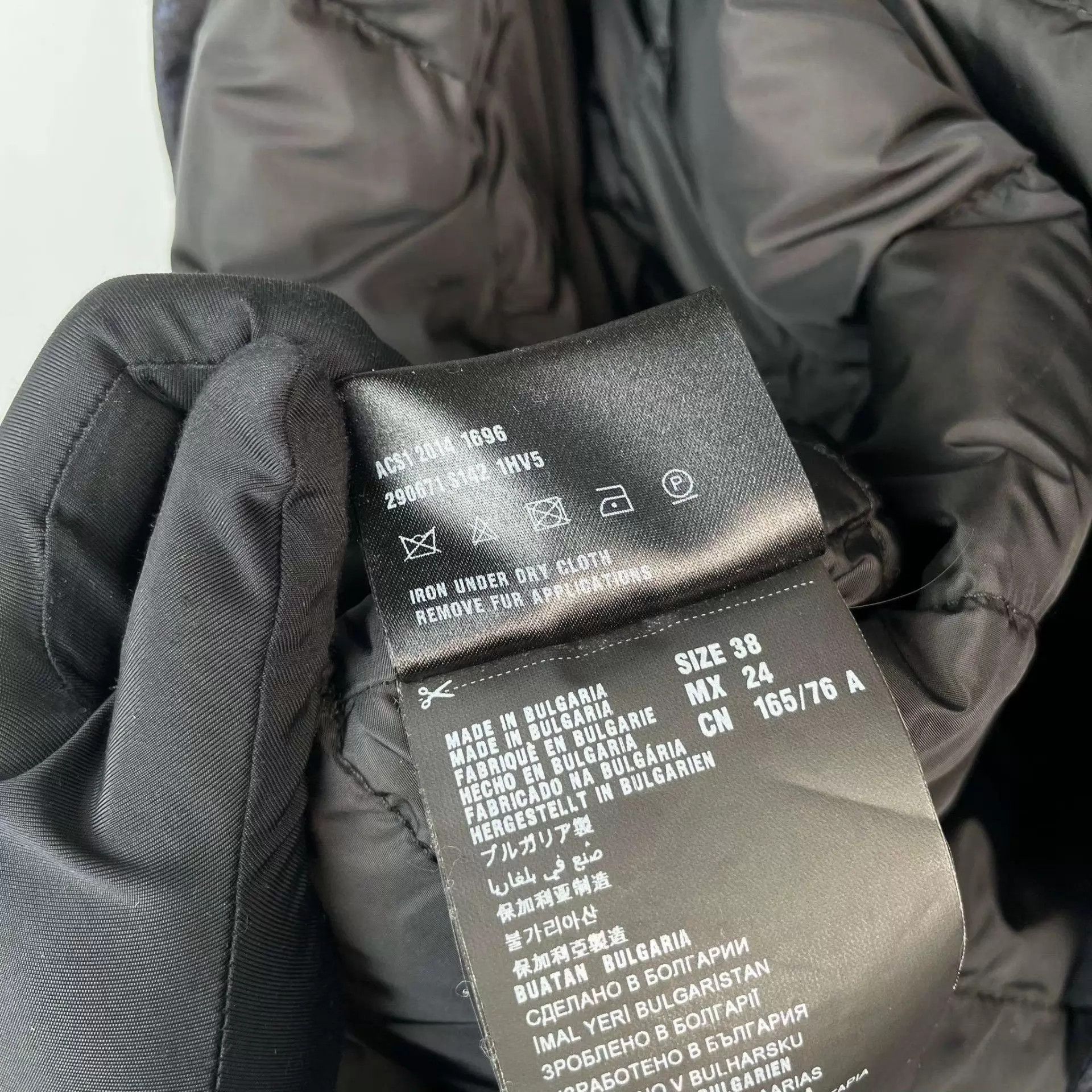 Prada PRADA Hooded Down Jacket Black Green Color Blocked Size 38 Size XS / US 0-2 / IT 36-38 - 5 Thumbnail