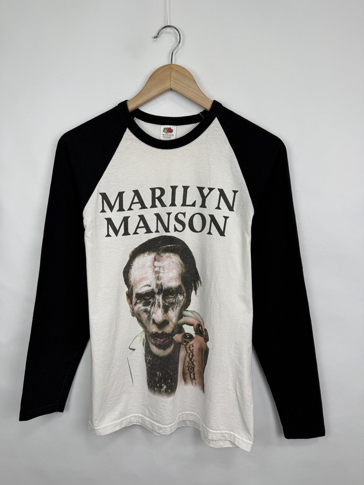 Marilyn Manson 🇺🇸Vtg Marilyn Manson Heaven Upside Down Tour 2017 Long Sleeve Size US M / EU 48-50 / 2 - 3 Thumbnail