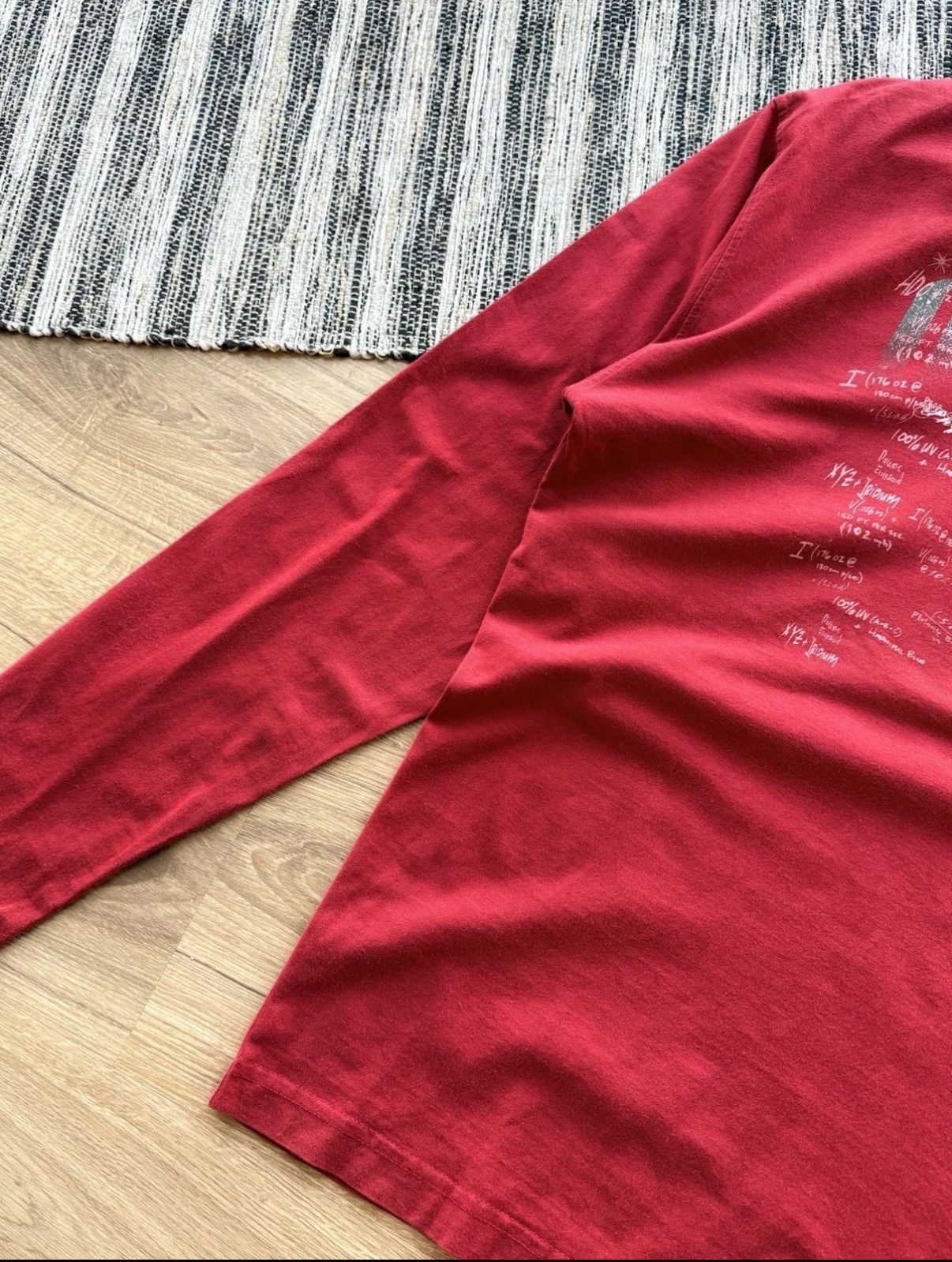 Oakley VINTAGE OAKLEY LONG SLEEVE RED STREET WEAR STYLE Size M Size US M / EU 48-50 / 2 - 4 Thumbnail