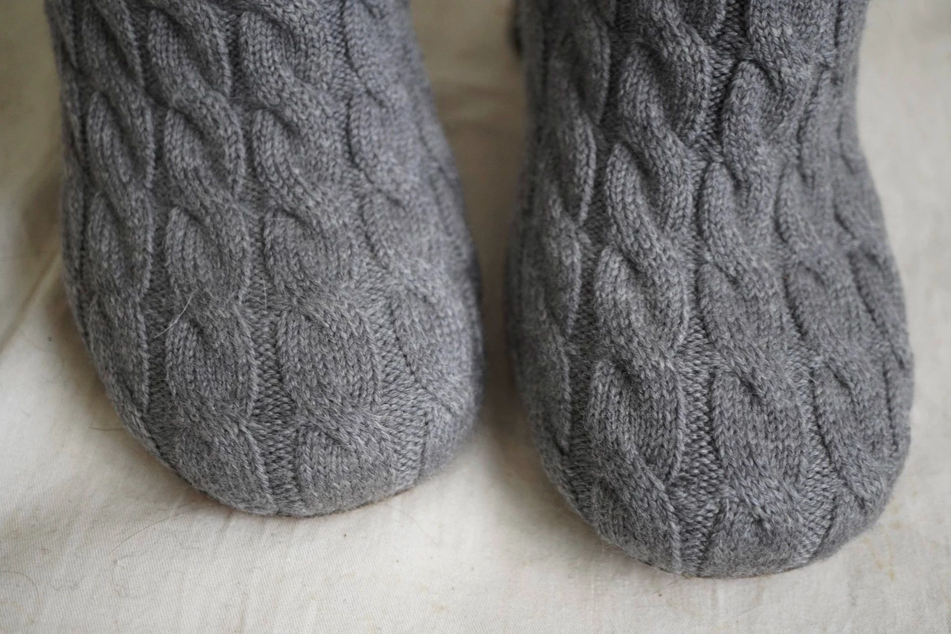 Maison Margiela MM 2000s Tabi Wool-Knit & Leather Short Boots 37 Size US 6.5 / IT 36.5 - 8 Thumbnail