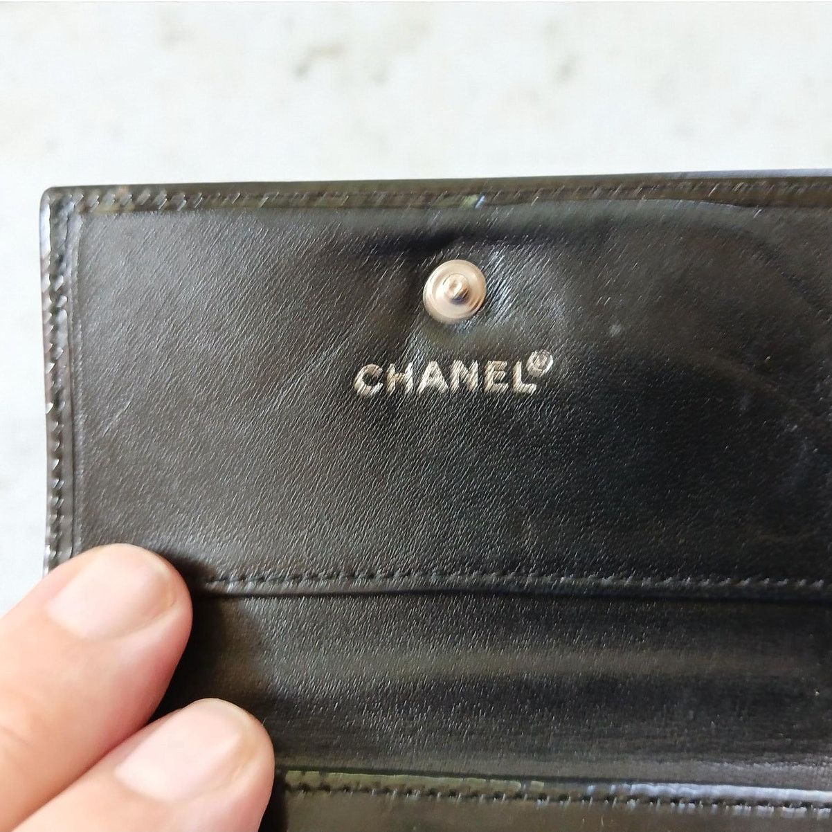 Chanel Chanel Patent Leather Black Trifold Compact Wallet Size ONE SIZE - 14 Thumbnail