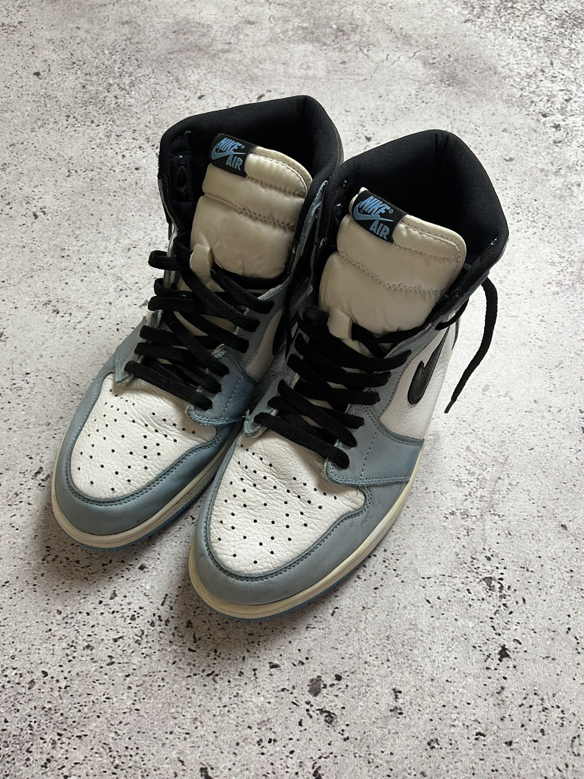 Jordan Brand × Nike Nike Air Jordan 1 Retro High University Blue 555088-134 Size US 10 / EU 43 - 2 Thumbnail
