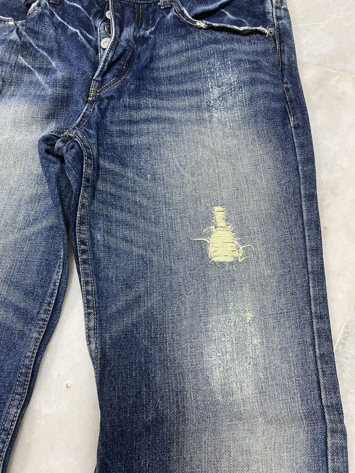 Takeo Kikuchi Size 31x30.5 Vintage Takeo kikuchi Distressed Jeans Faded Size US 31 - 4 Thumbnail