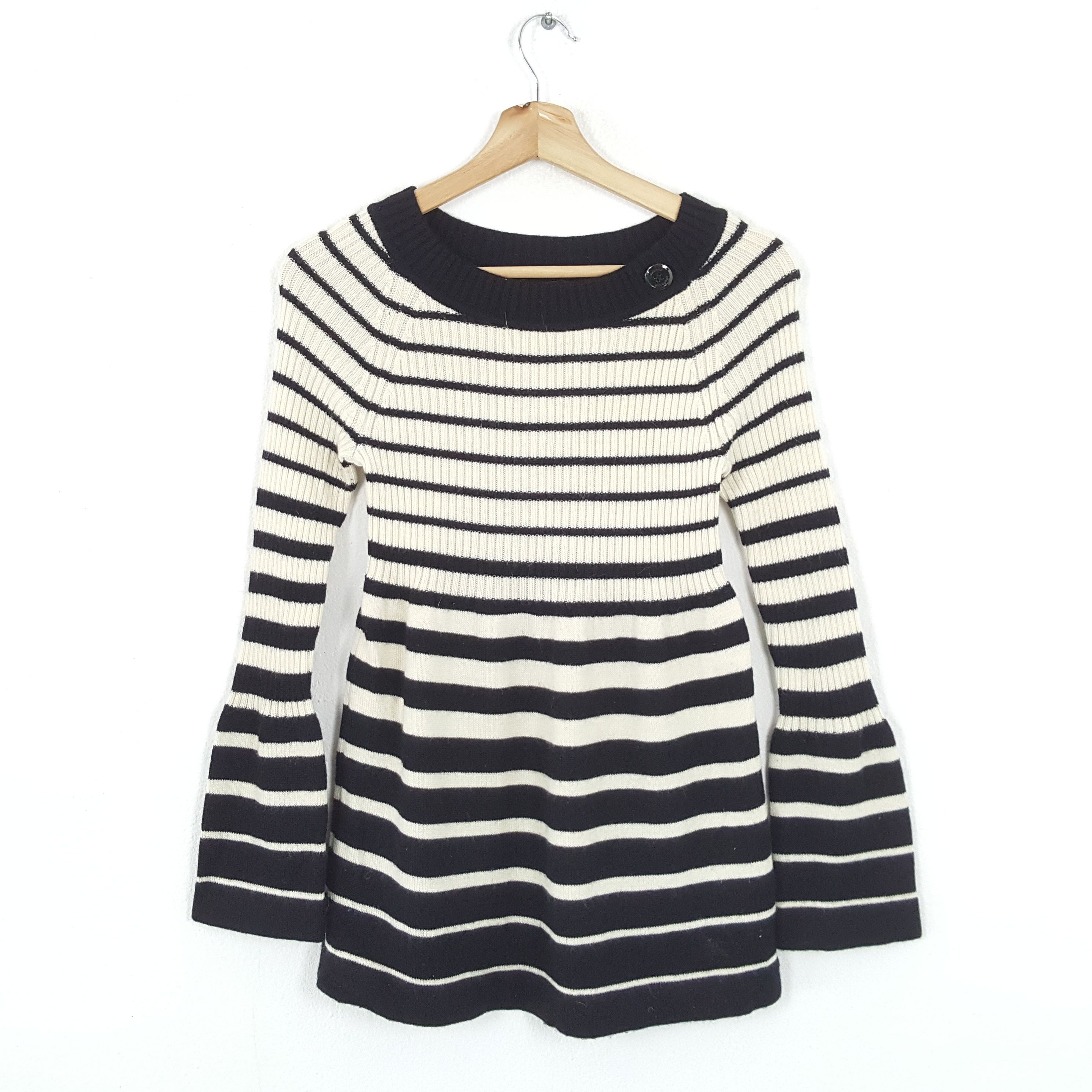 Burberry × Japanese Brand × Vintage Vintage BURBERRY LONDON Stripe Design Women's T-Shirts Size XXS / US 00 / IT 34 - 1 Thumbnail