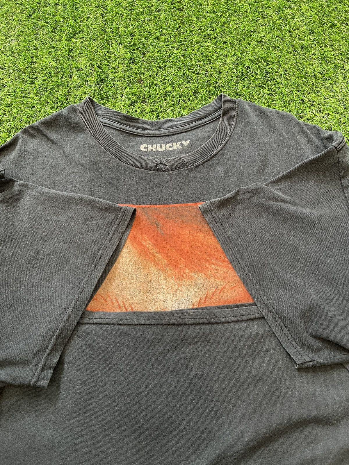 Vintage Distresses Chucky Horror Movies Shirt Size US XL / EU 56 / 4 - 5 Thumbnail