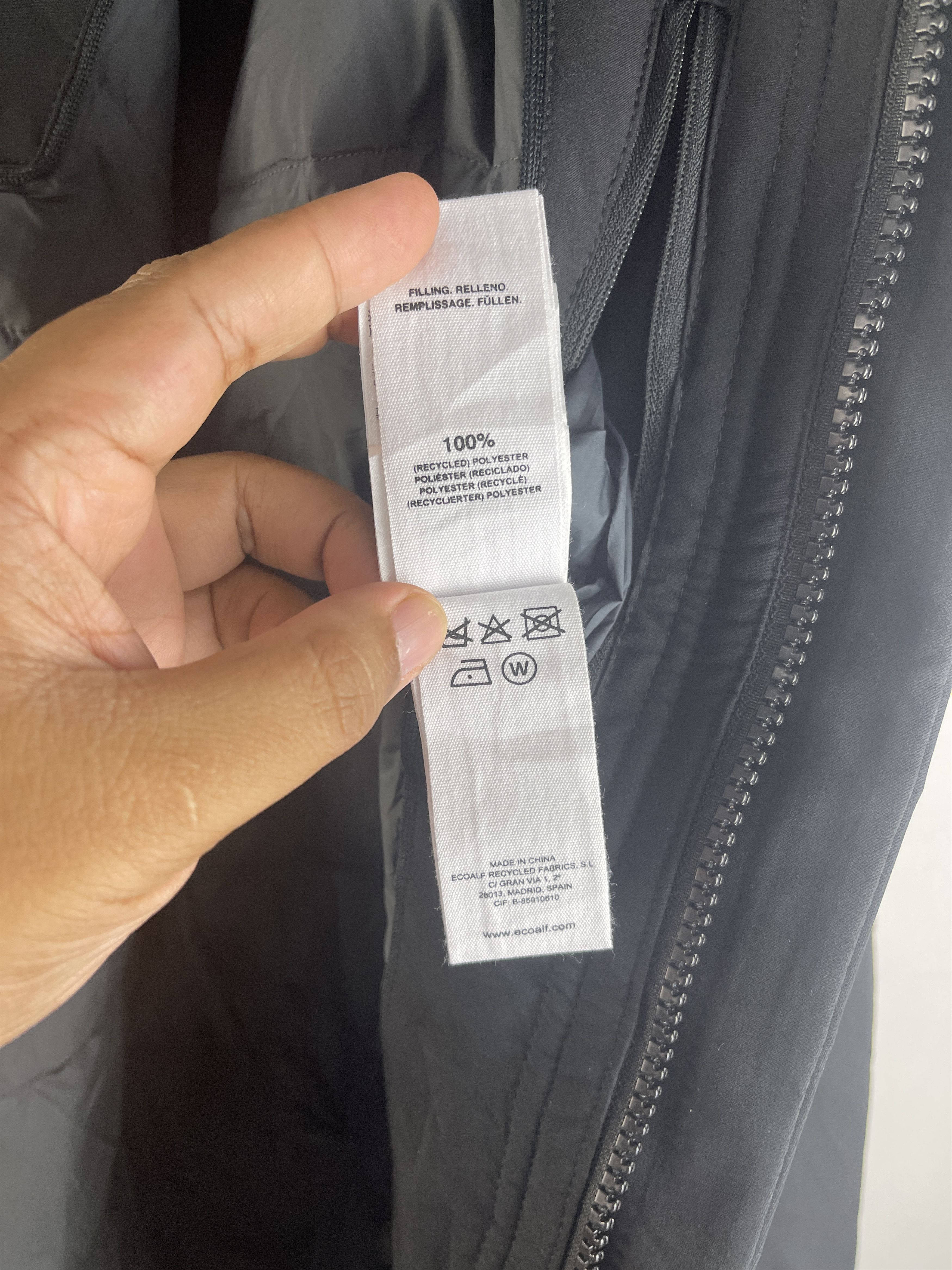 ECOALF Ecoalf Hooded Insulated Jacket Black Minimal Techwear Park Size US L / EU 52-54 / 3 - 15 Thumbnail