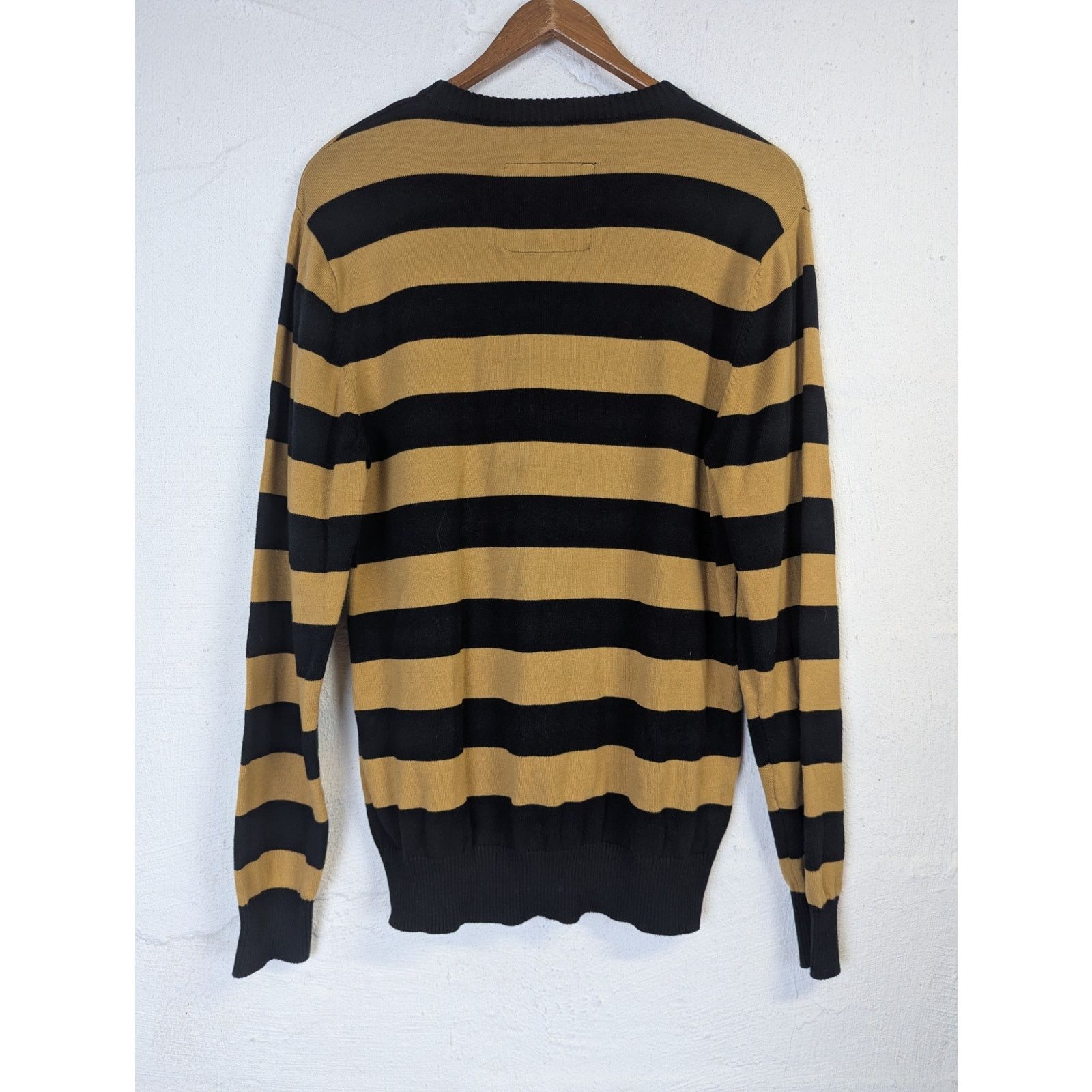 Other Animal Striped Pullover Sweater Mens Medium Black Gold Rugby Size US M / EU 48-50 / 2 - 4 Thumbnail