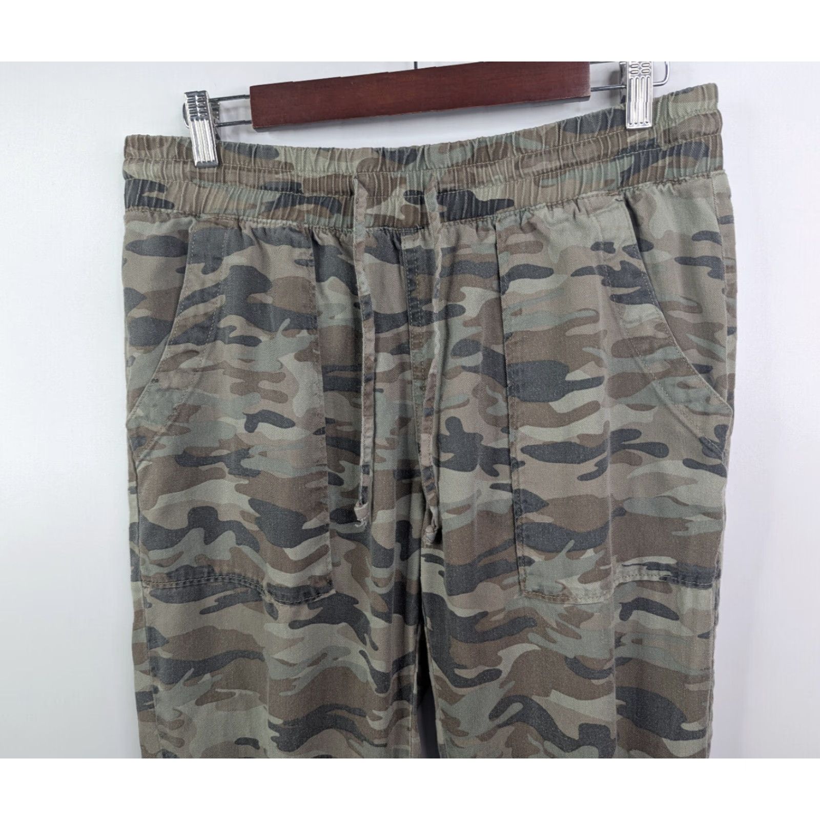 Gap Gap Joggers Women Camouflage Pants Casual Drawstring Elastic Waist High Rise M Camo Pockets Tapered Knit Lyocell Size 32" / US 10 / IT 46 - 2 Thumbnail