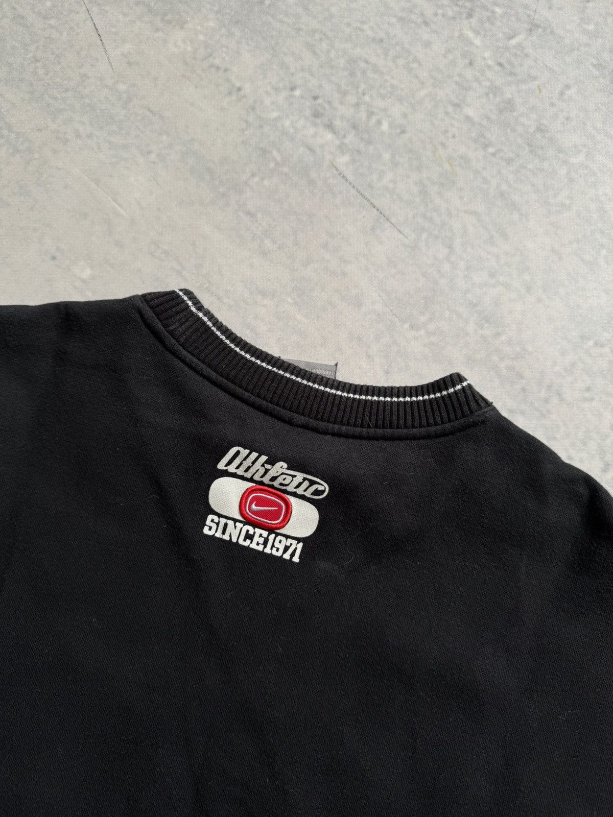 Nike × Vintage Nike big logo vintage sweatshirt 00s streetwear Size US L / EU 52-54 / 3 - 6 Thumbnail