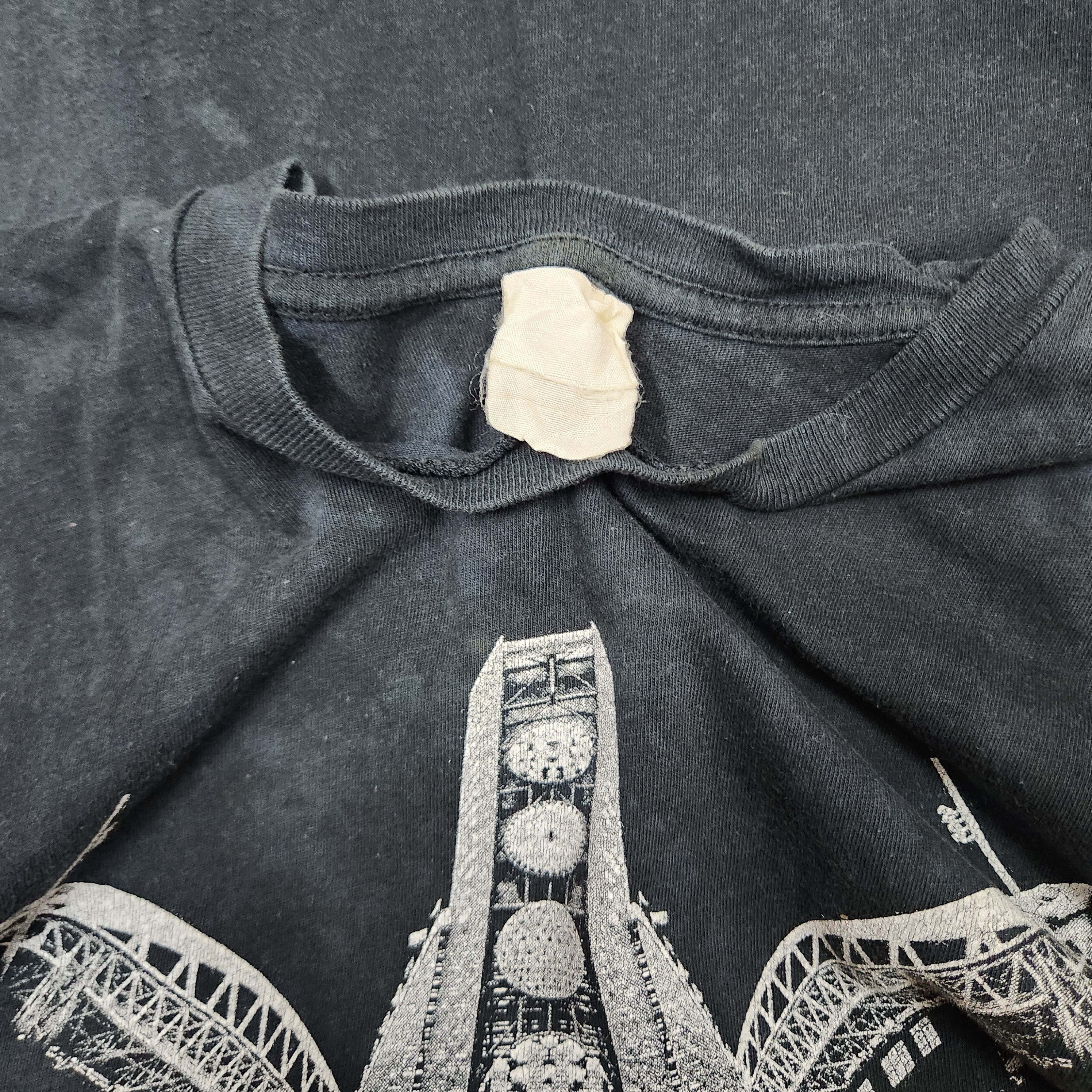 Vintage Blackout Of The Century 2003 Vintage TShirt Size US S / EU 44-46 / 1 - 12 Thumbnail