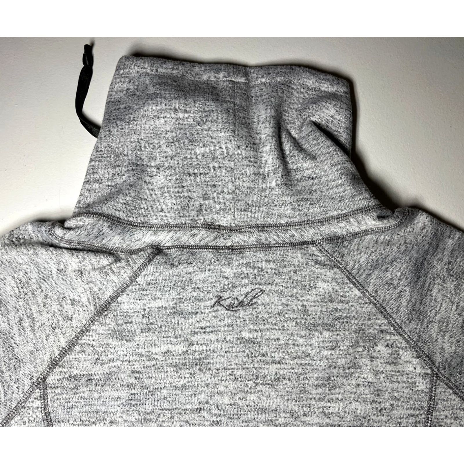 KangaROOS Kuhl Women's Lea Pullover Shirt XS Women's Lea Pullover Gray Kangaroo Pocket Cowl Neck Pockets 90s No Size S / US 4 / IT 40 - 5 Thumbnail