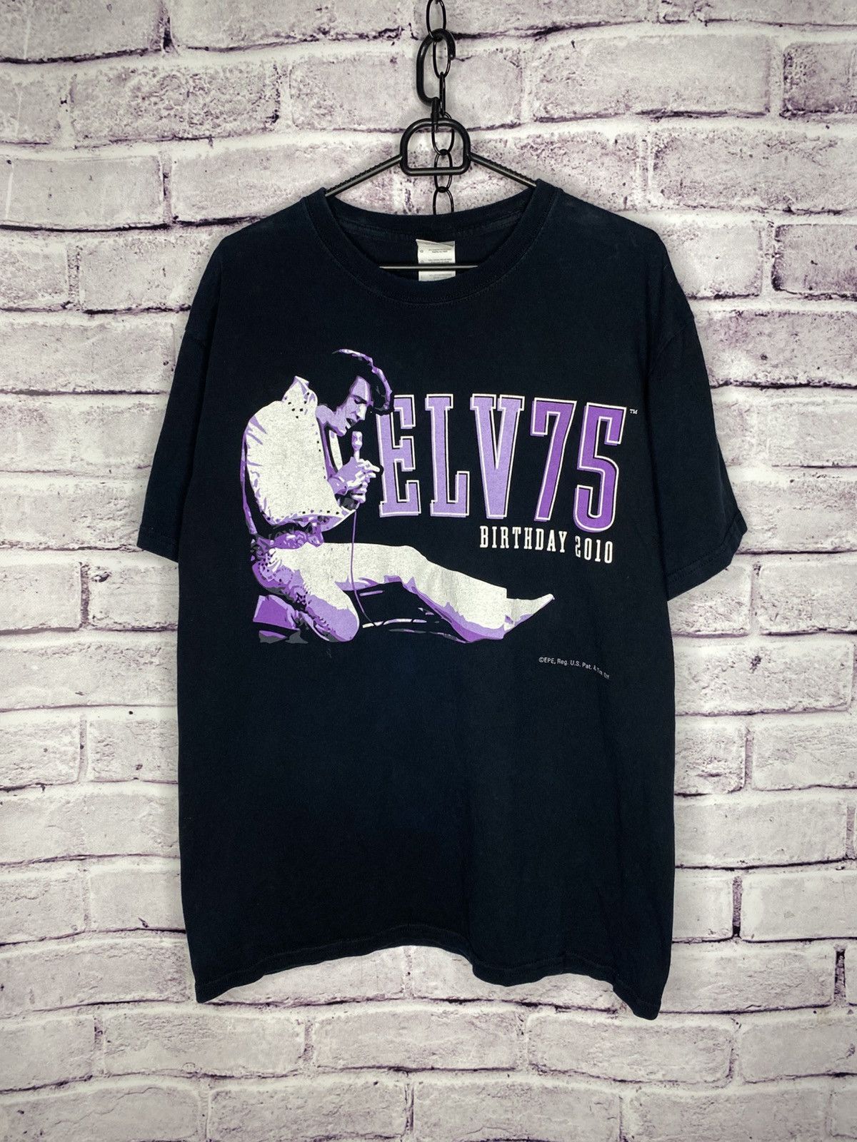 Band Tees Men's Vintage Elvis Presley 2010 T-Shirt Y2K OOs Tee Size US L / EU 52-54 / 3 - 1 Thumbnail