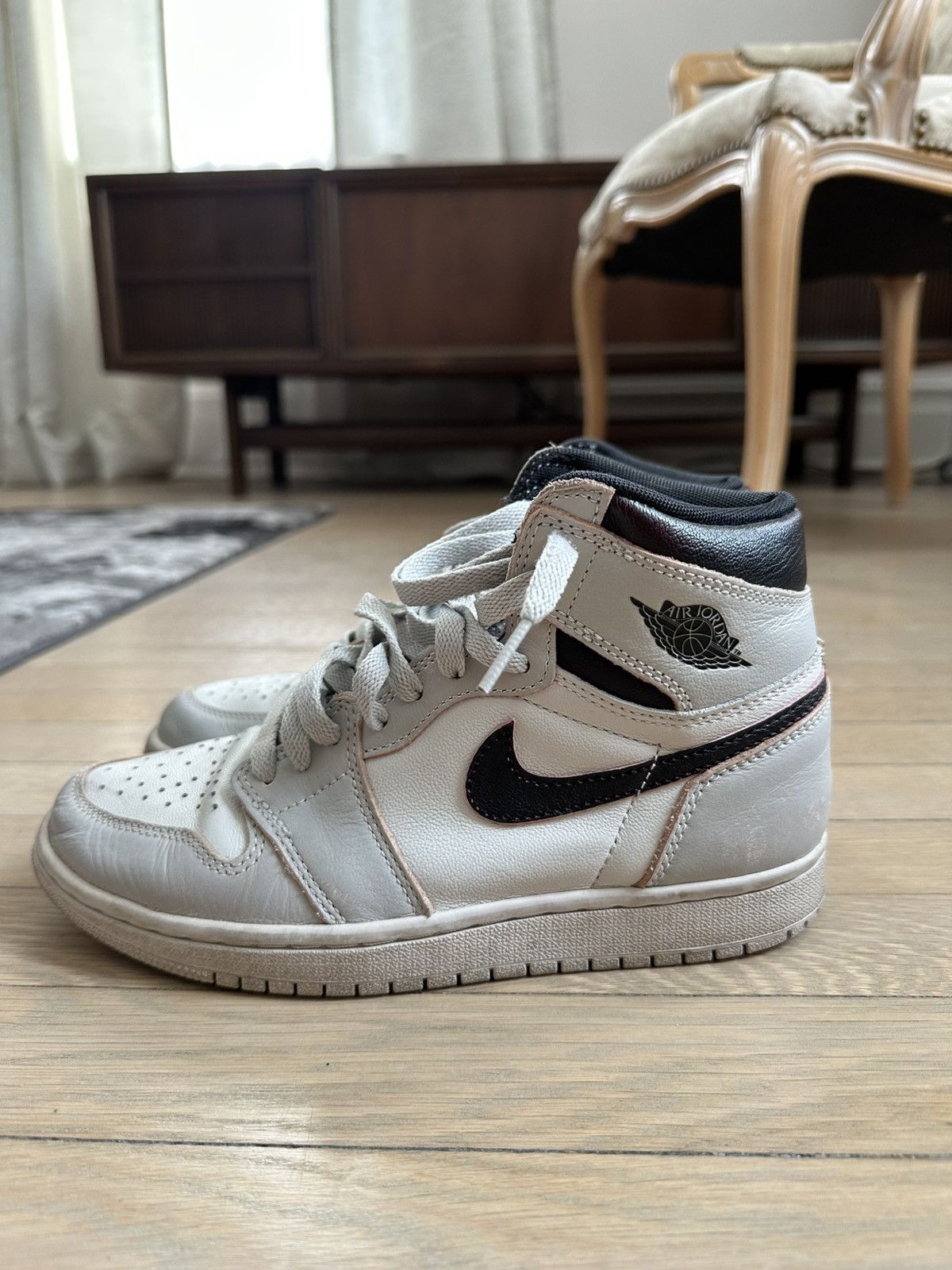 Nike Air Jordan 1 NYC to Paris Size US 7 / IT 37 - 3 Thumbnail