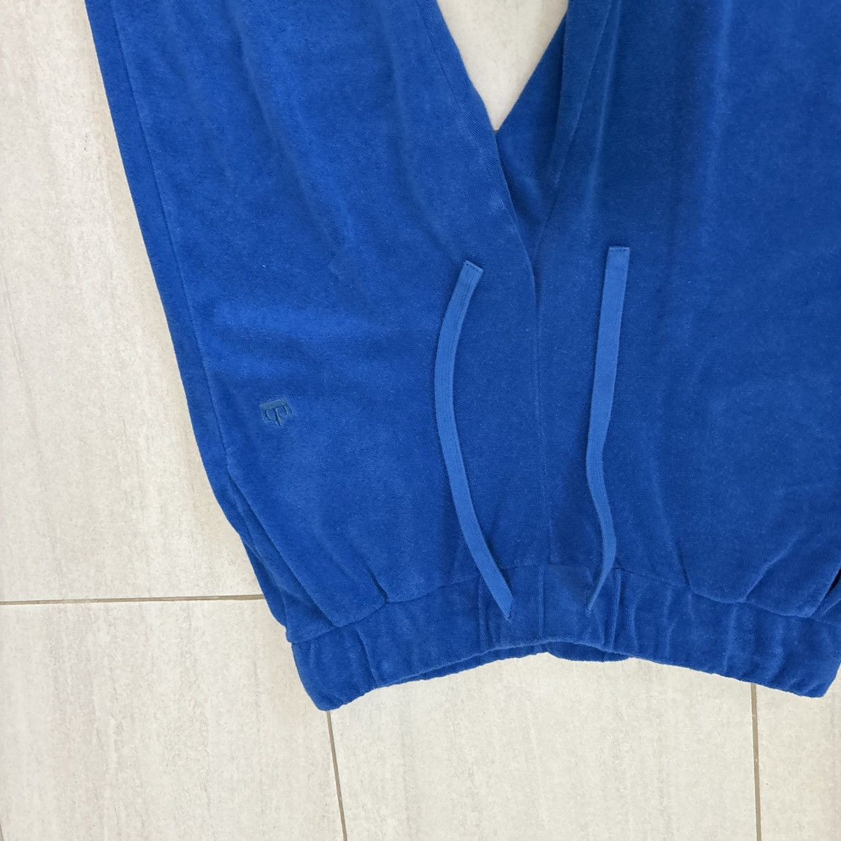 Juicy Couture Juicy Couture Velour Tracksuit HOODIE SIZE L PANTS SIZE S Size S / US 4 / IT 40 - 8 Thumbnail
