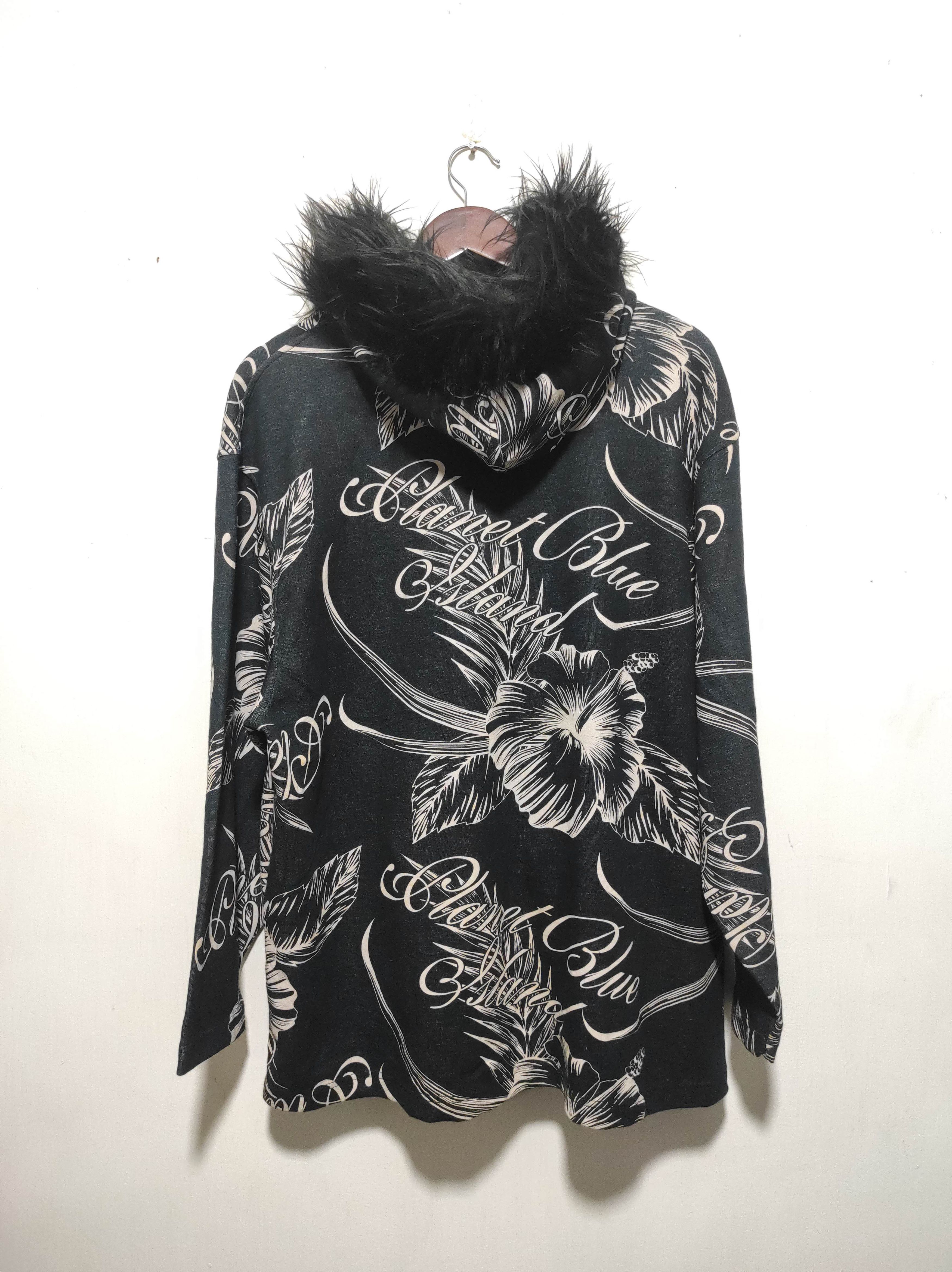 Hysteric Glamour Planet blue island Zip Fur Hoodie i6w9 Lgb Style Size US L / EU 52-54 / 3 - 12 Thumbnail