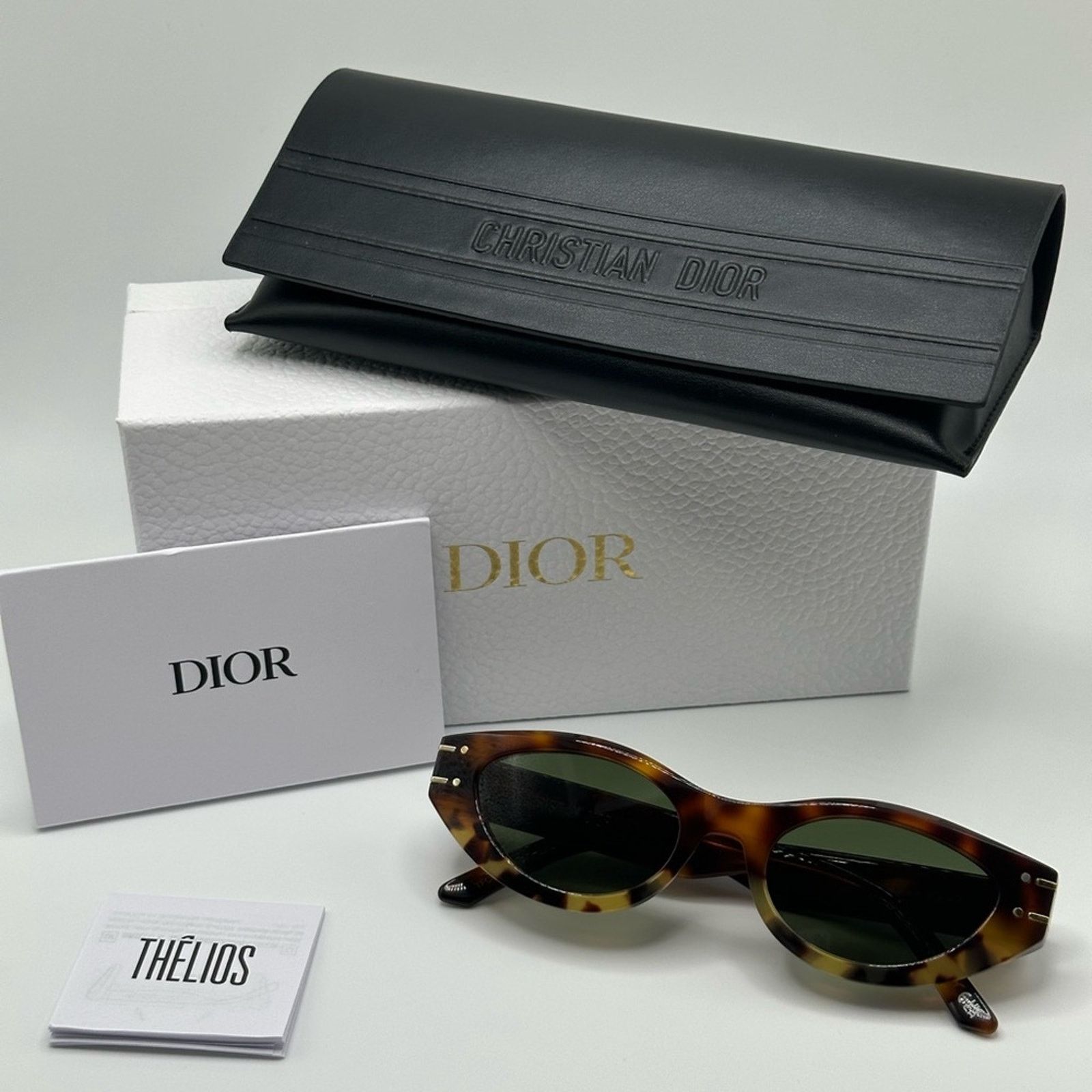 Dior NEW Dior Sunglasses CD40104I 53N Diorsignature B5I Women Size ONE SIZE - 10 Thumbnail