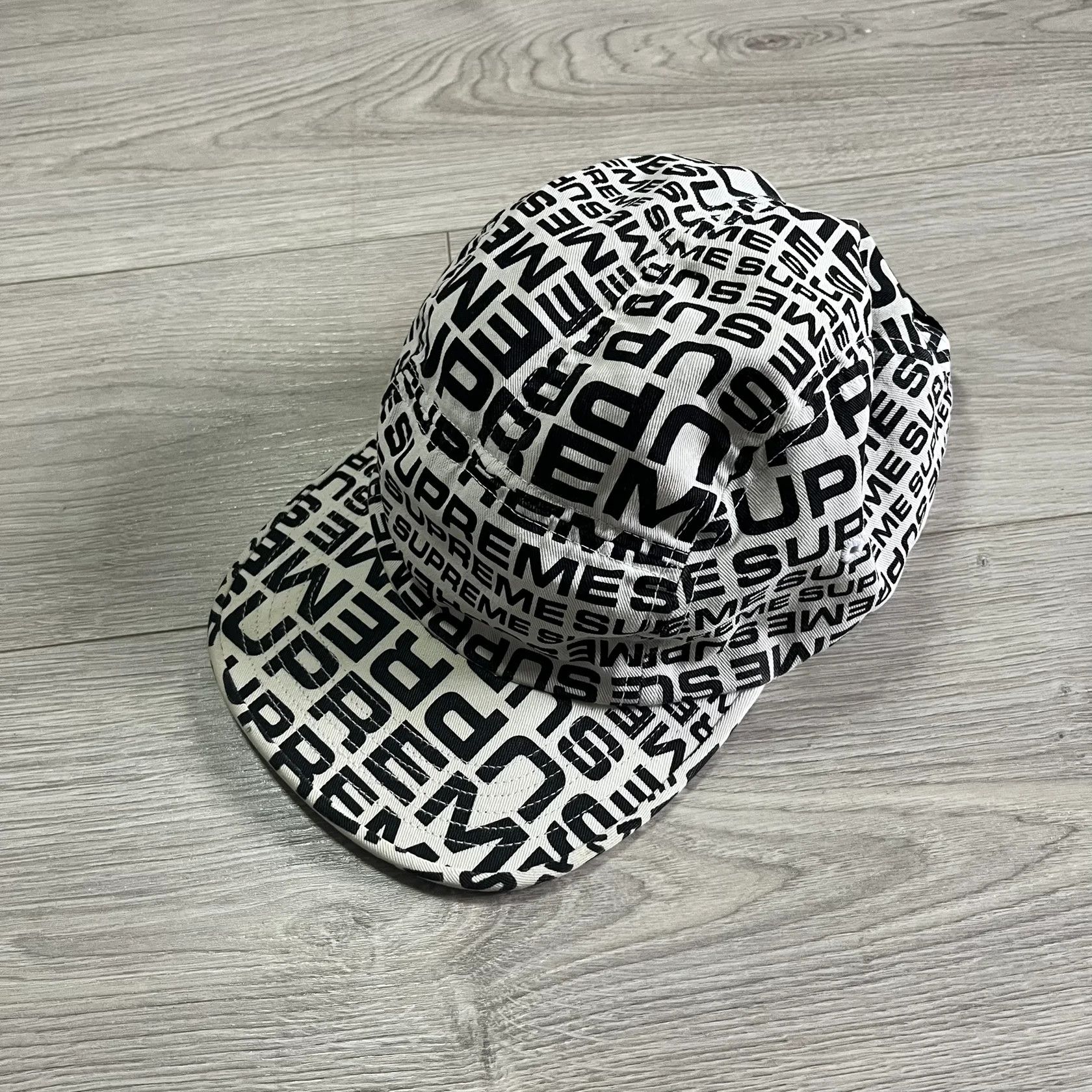 Supreme Panel Repeater Camp Cap White SS18