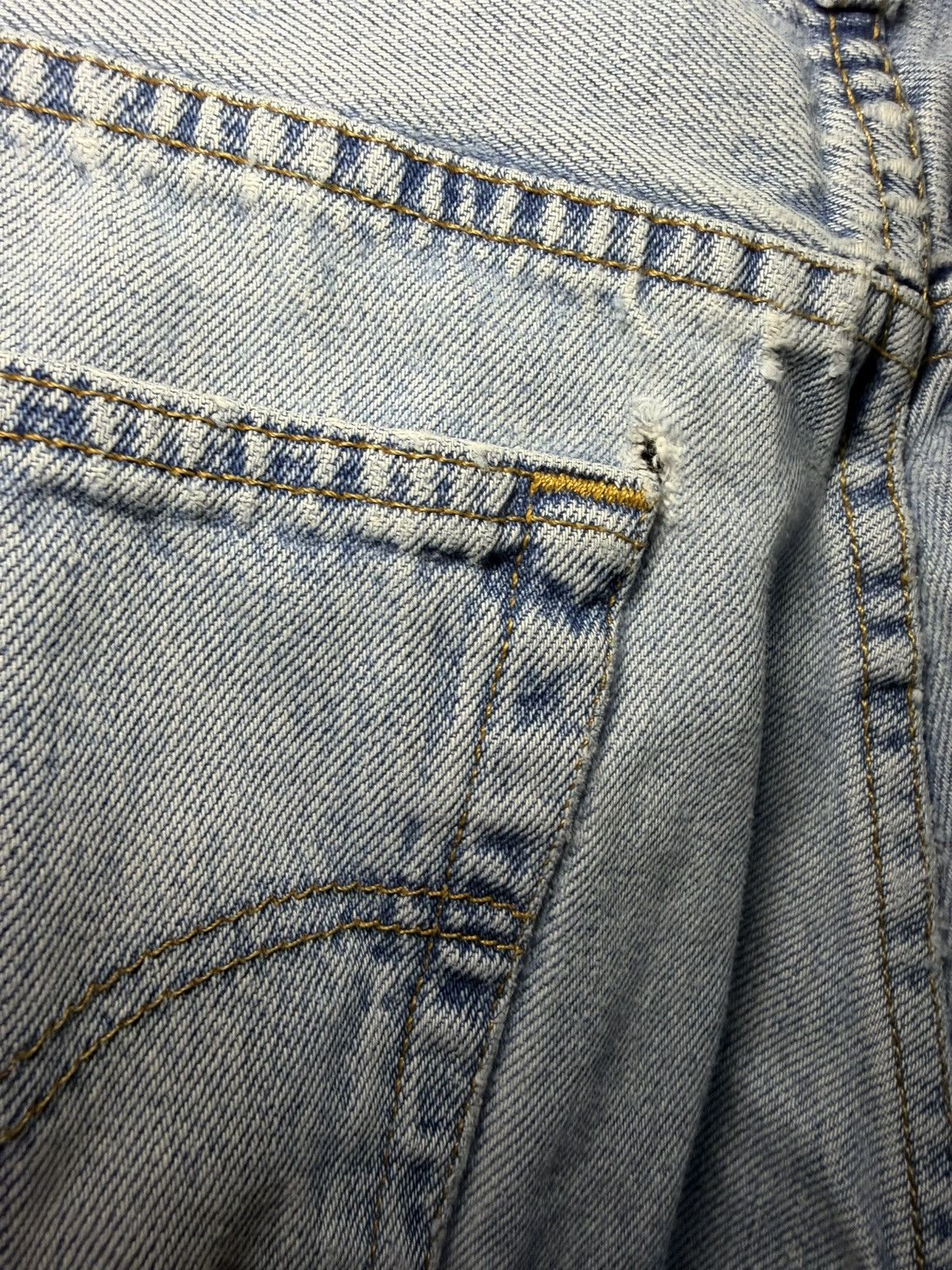 Levi's VTG Levi’s 501 Ribcage Jeans Size 33 x 30 Size US 33 - 4 Thumbnail