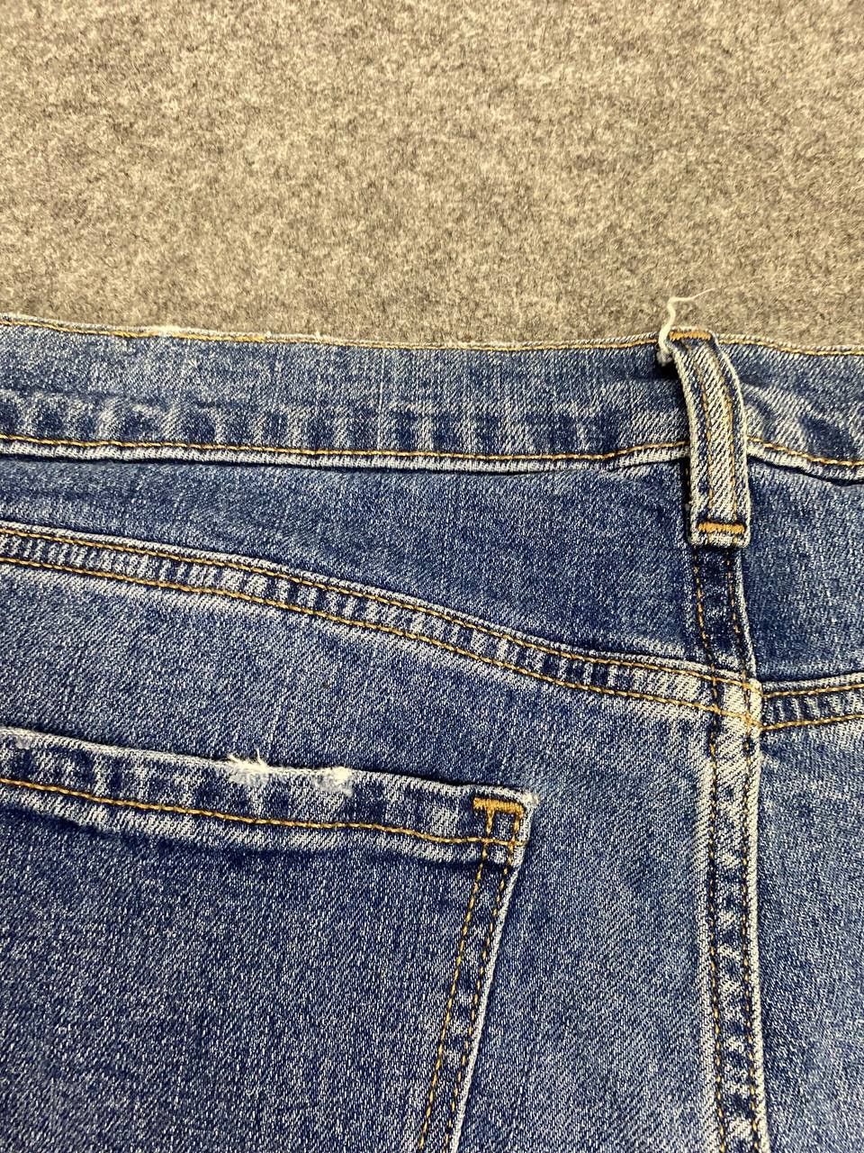 Old Navy old navy boyfriend cut mid rise distressed denim Size US 36 / EU 52 - 5 Thumbnail