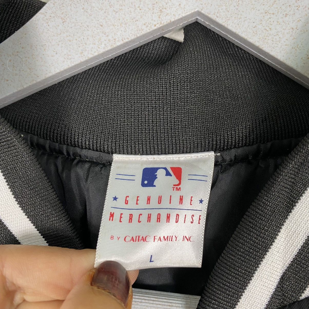 MLB × New York Yankees 💥NY YANKEES BIG LOGO MLB LIGHT JACKET Size US L / EU 52-54 / 3 - 13 Thumbnail