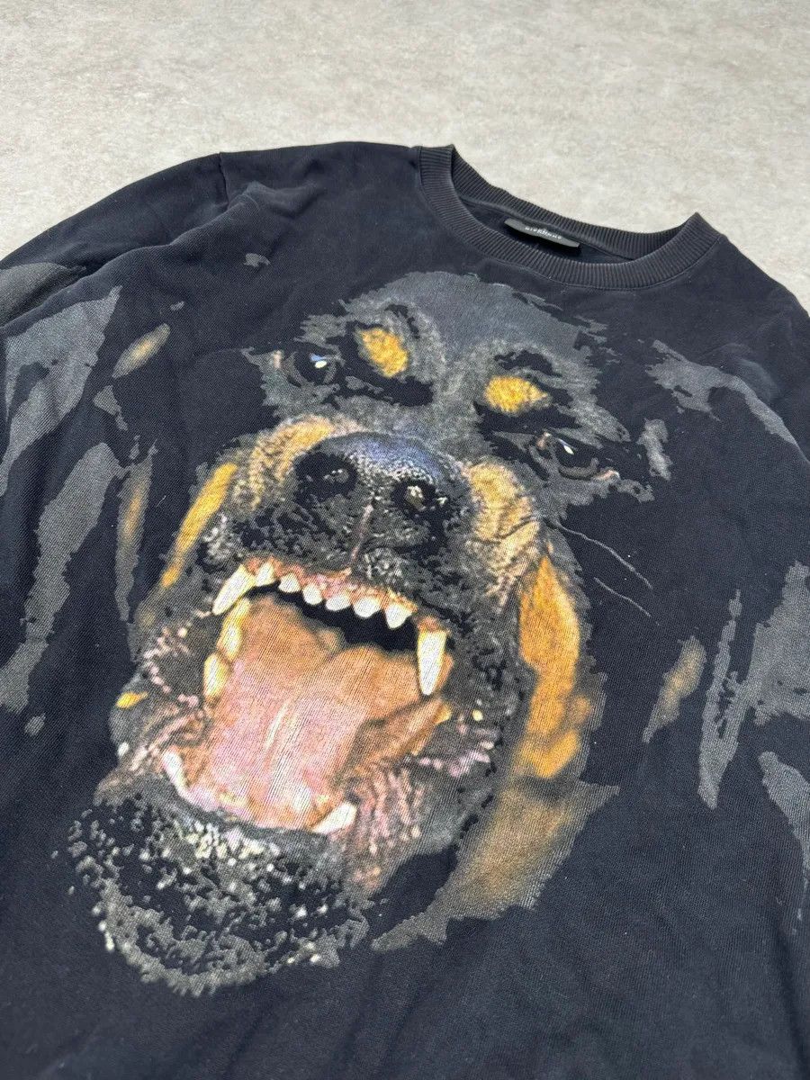 Givenchy AW2014 Givenchy Black Rottweiler Dog Crewneck Sweater by ...