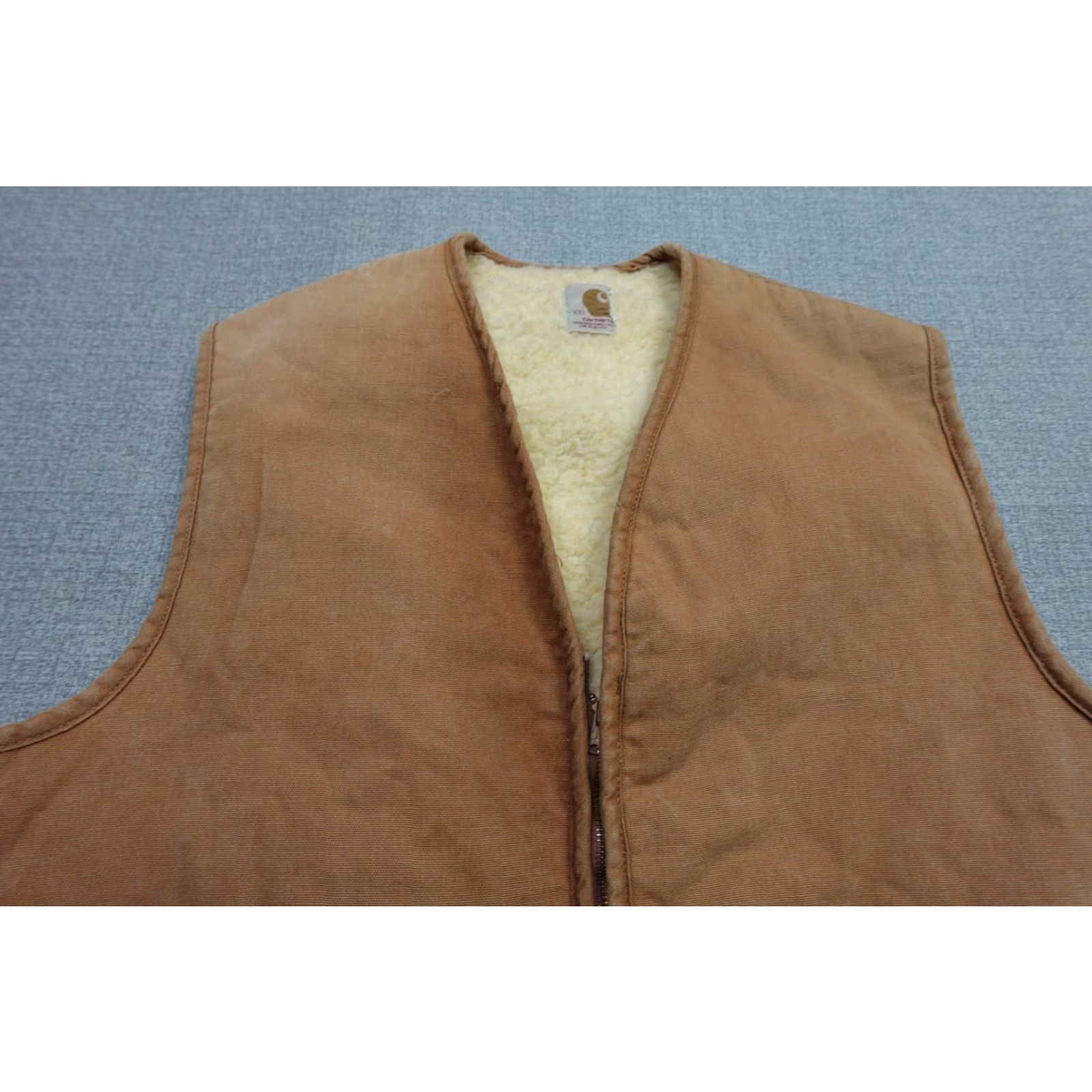 Carhartt Carhartt Vest Mens 2XL Brown Canvas Sherpa Quilted Workwear Grunge 1980s Vintage Style Size US XXL / EU 58 / 5 - 2 Thumbnail
